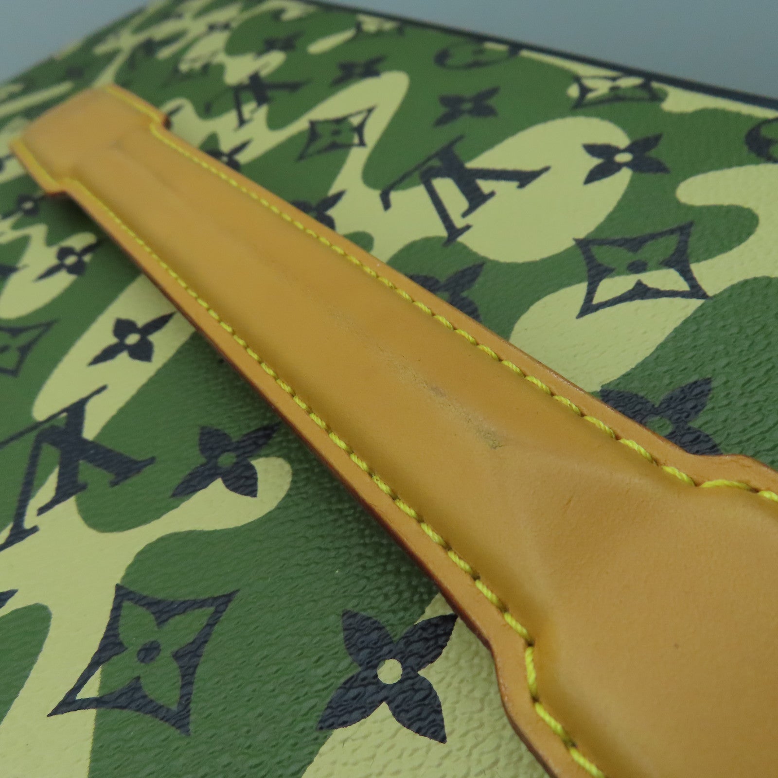 LOUIS VUITTON **【激減優惠】Monogram Camouflage Pegase 60金扣行李箱綠色