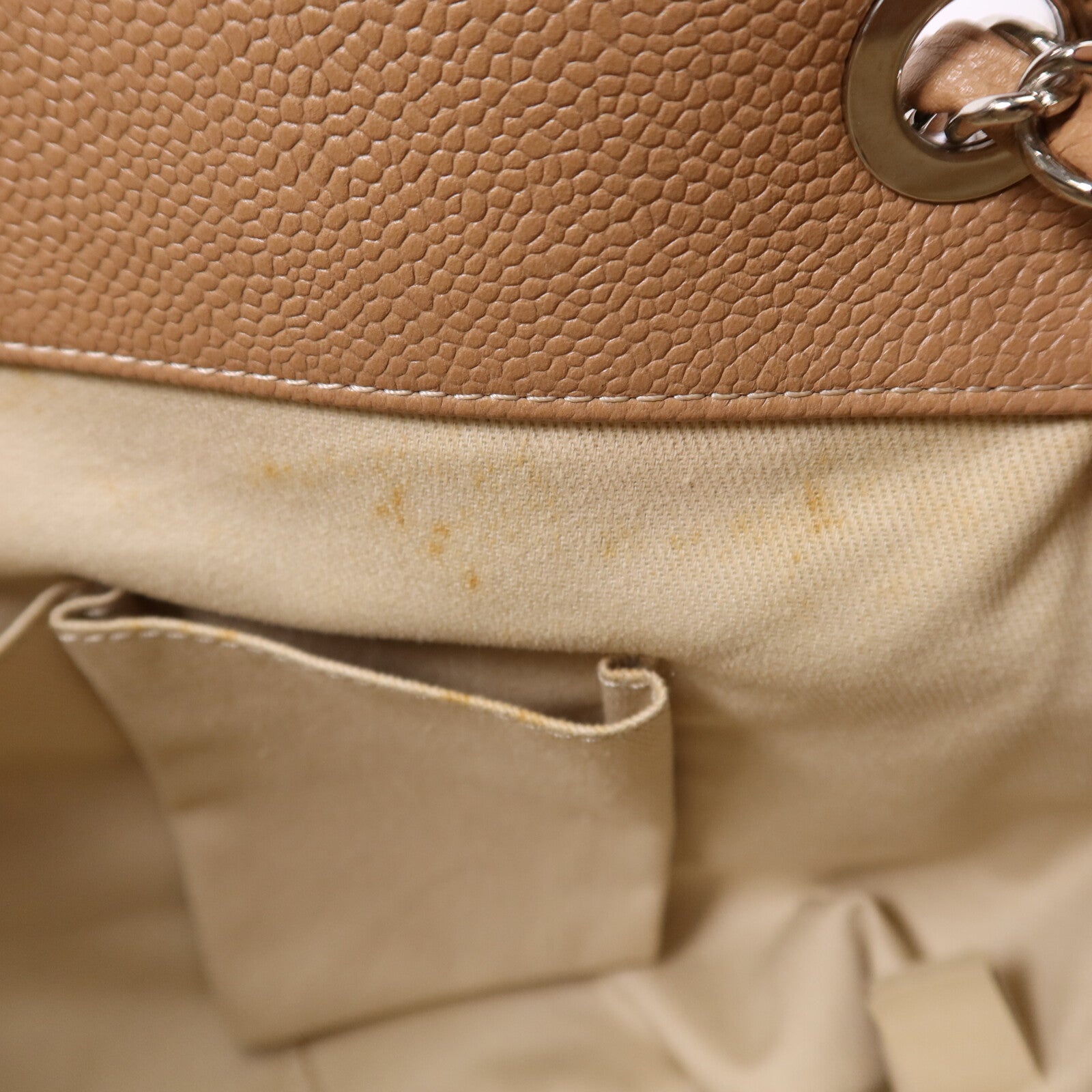 CHANEL 牛皮皮革CC Matelasse Shoulder Bag銀扣肩背袋