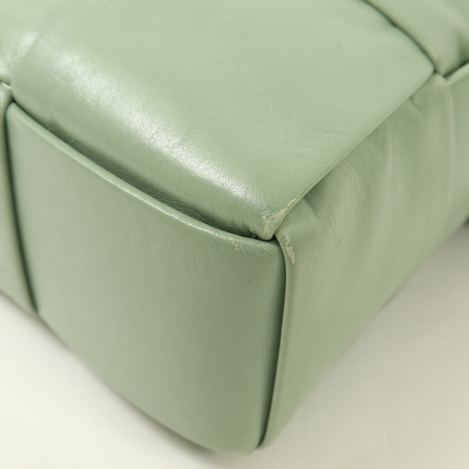 BOTTEGA VENETA 牛皮皮革Cassette肩背袋