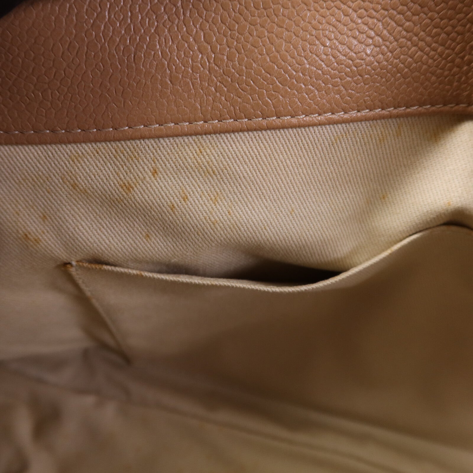 CHANEL 牛皮皮革CC Matelasse Shoulder Bag銀扣肩背袋