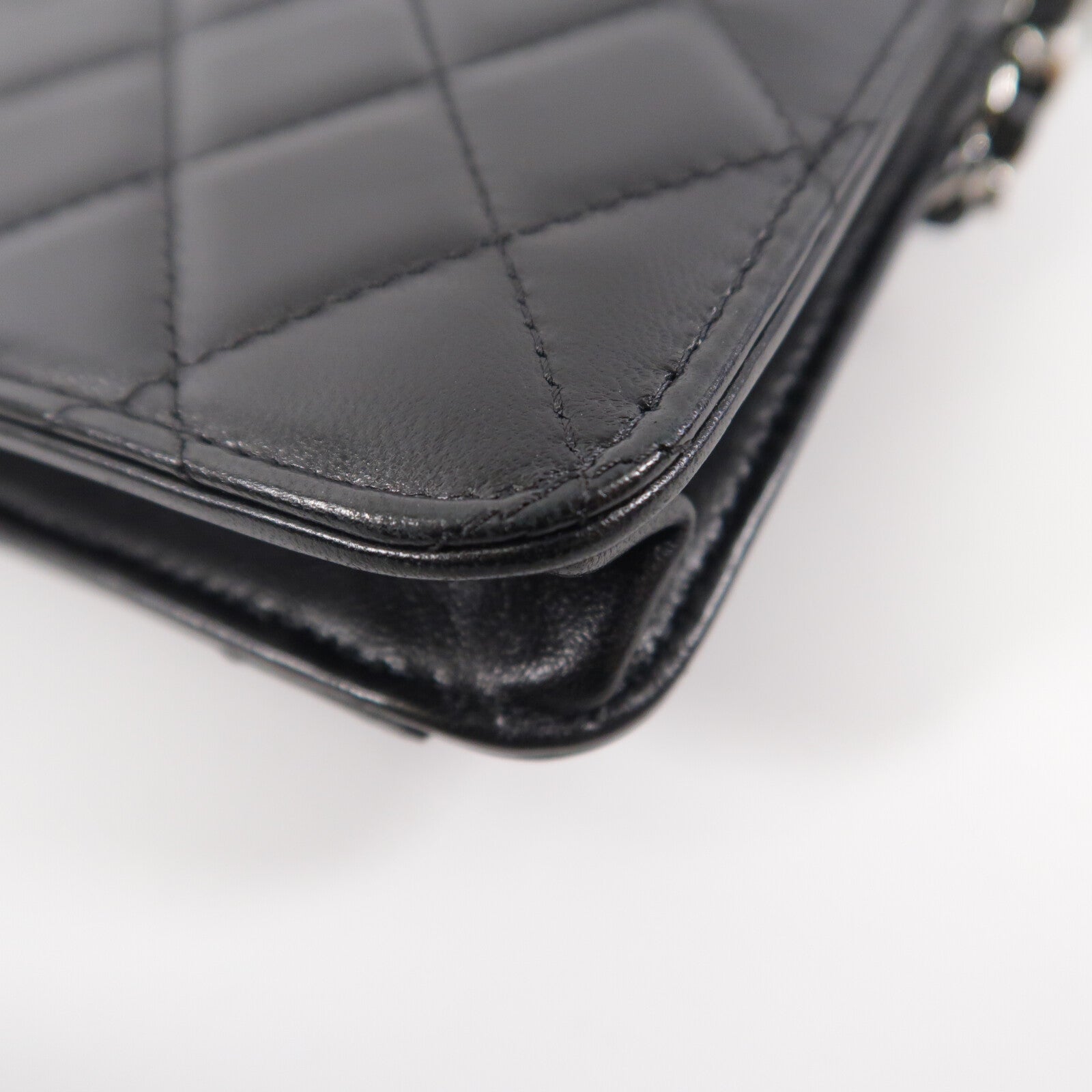 CHANEL 牛皮皮革Chain Shoulder鏈帶肩背袋
