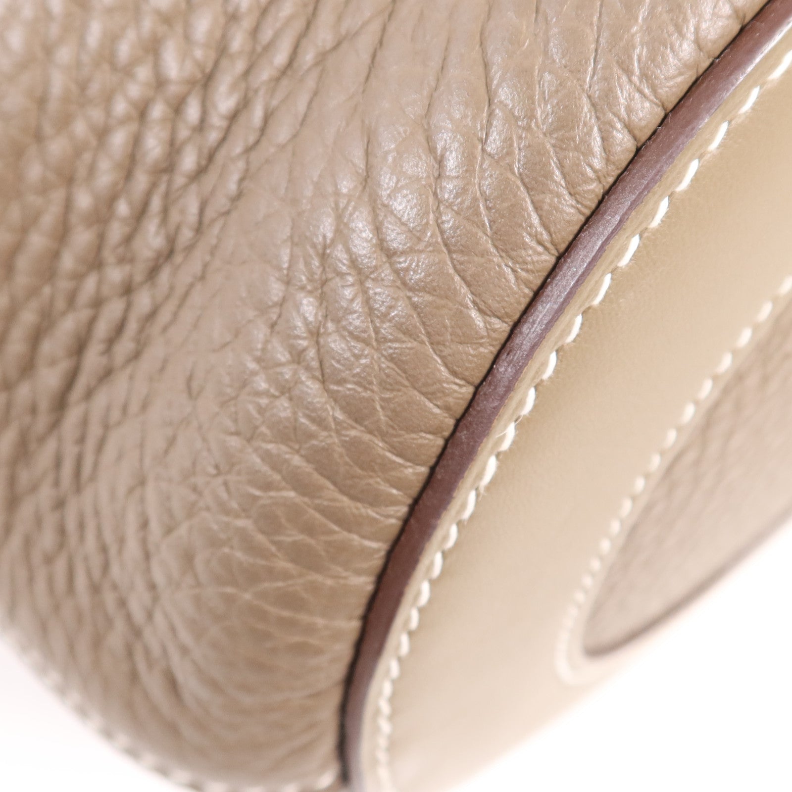 HERMES Clemence皮革In The Loop 23金扣手挽袋
