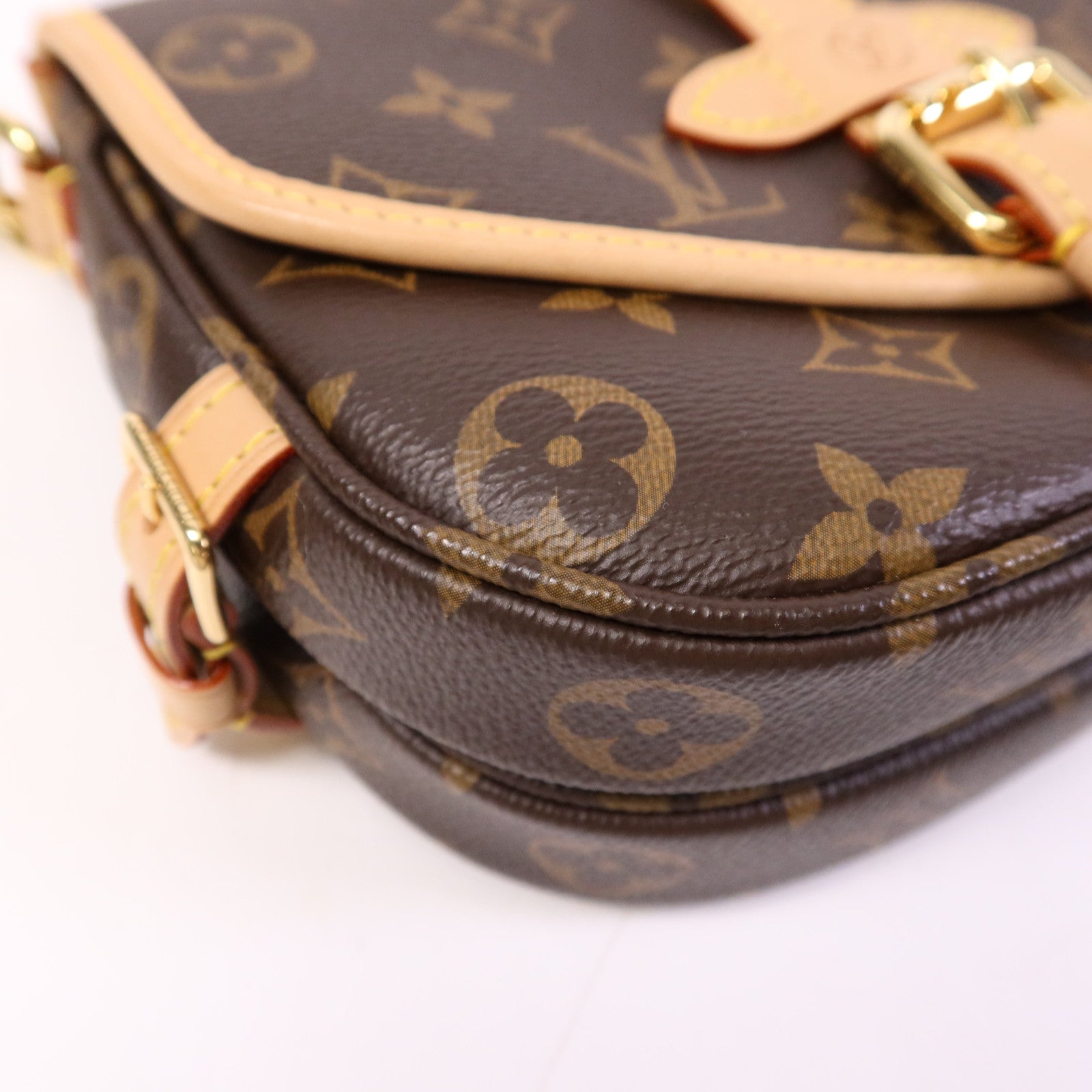 LOUIS VUITTON Monogram Saumur BB金扣手挽肩背兩用袋