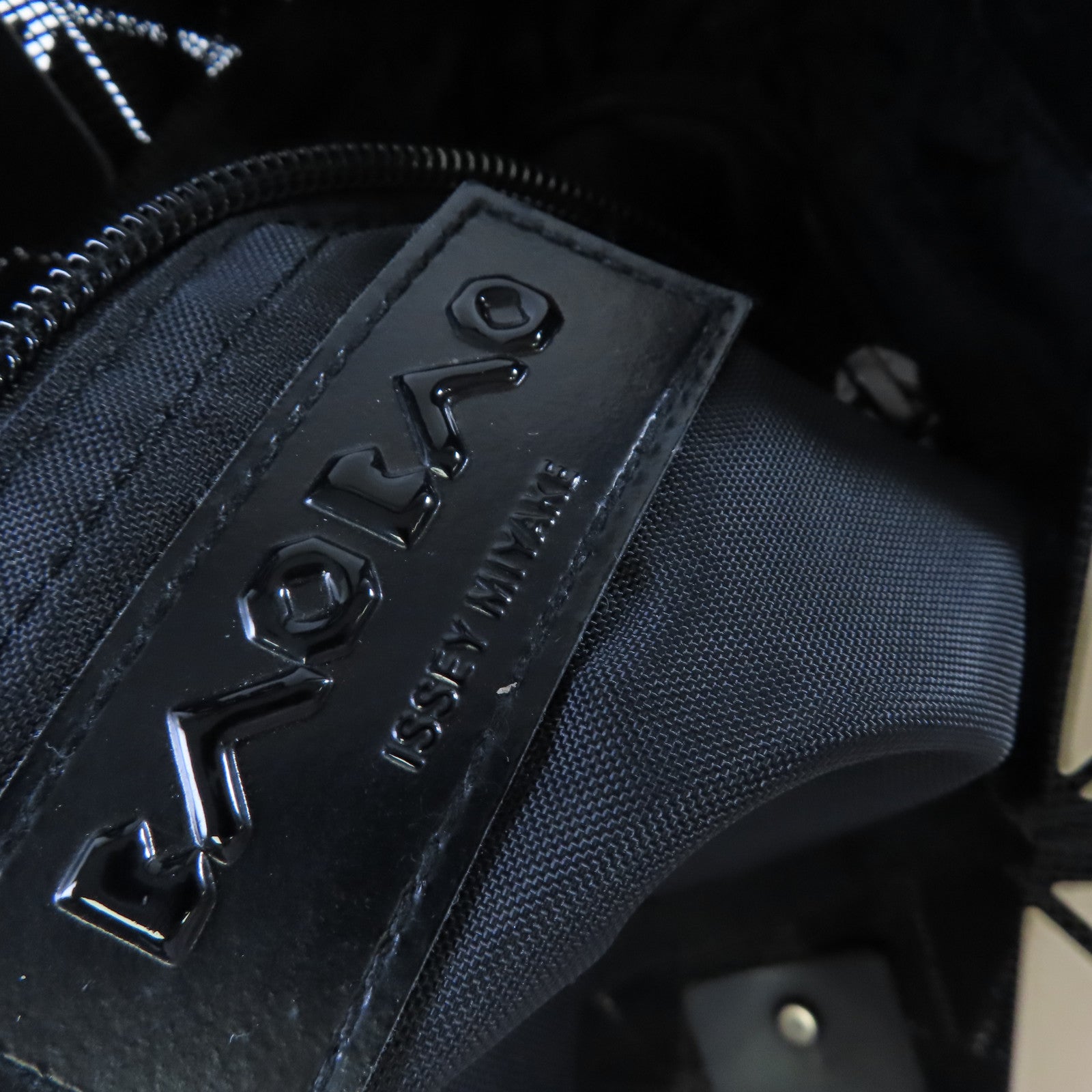 ISSEY MIYAKE PVC Baobao Tote Bag手挽袋杏色