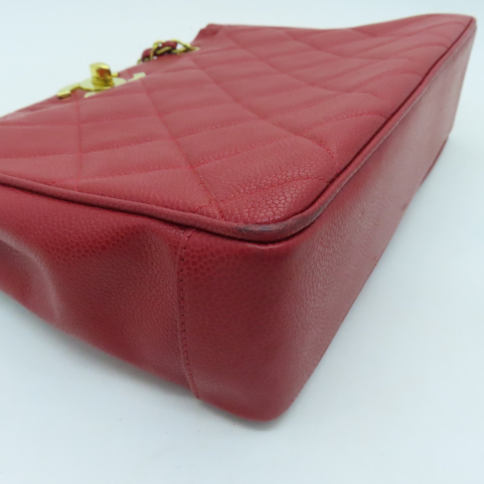 CHANEL cowhide leather Chain Shoulder gold buckle chain shoulder bag red