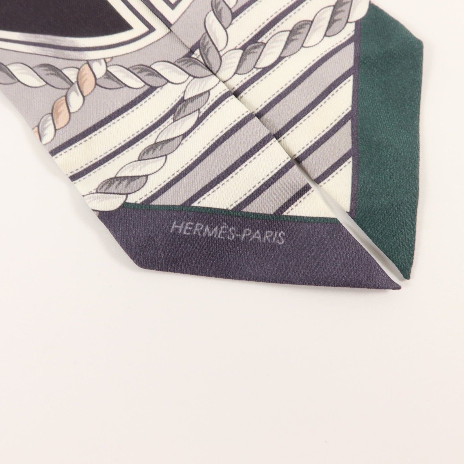 HERMES 絲質Twilly絲巾