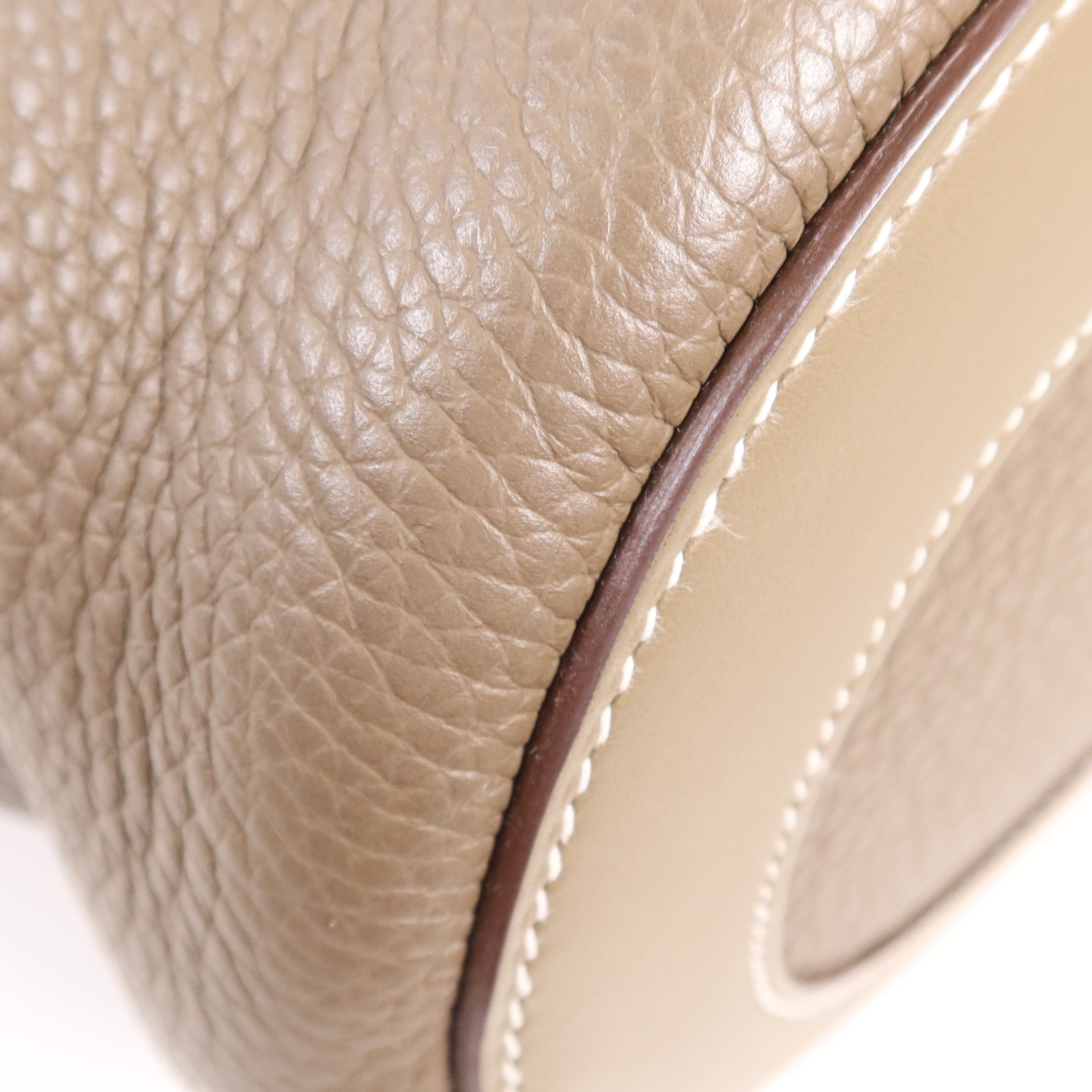 HERMES Clemence皮革In The Loop 23金扣手挽袋