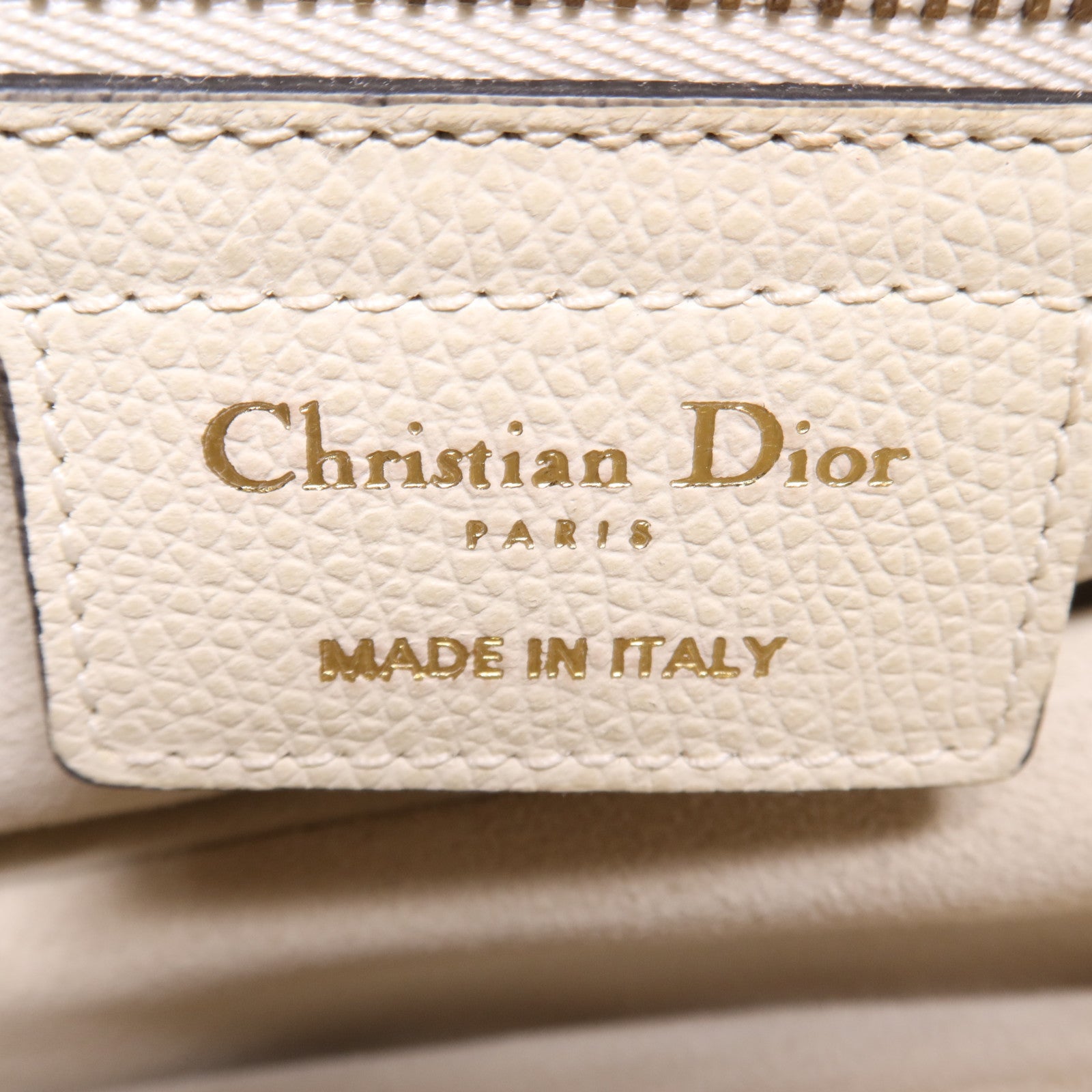 Dior 牛皮皮革Saddle Medium金扣肩背袋