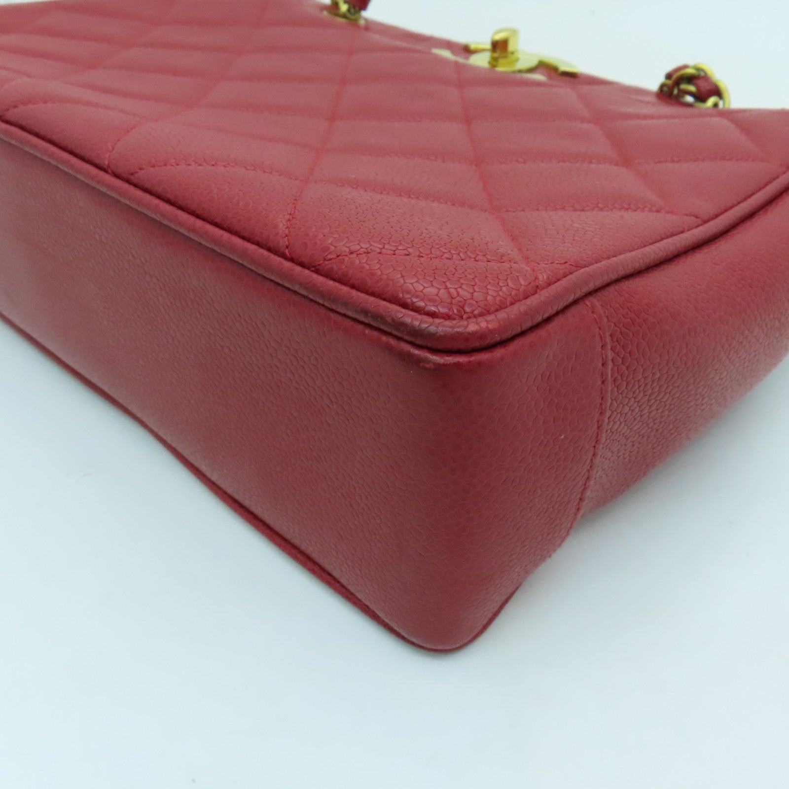 CHANEL cowhide leather Chain Shoulder gold buckle chain shoulder bag red