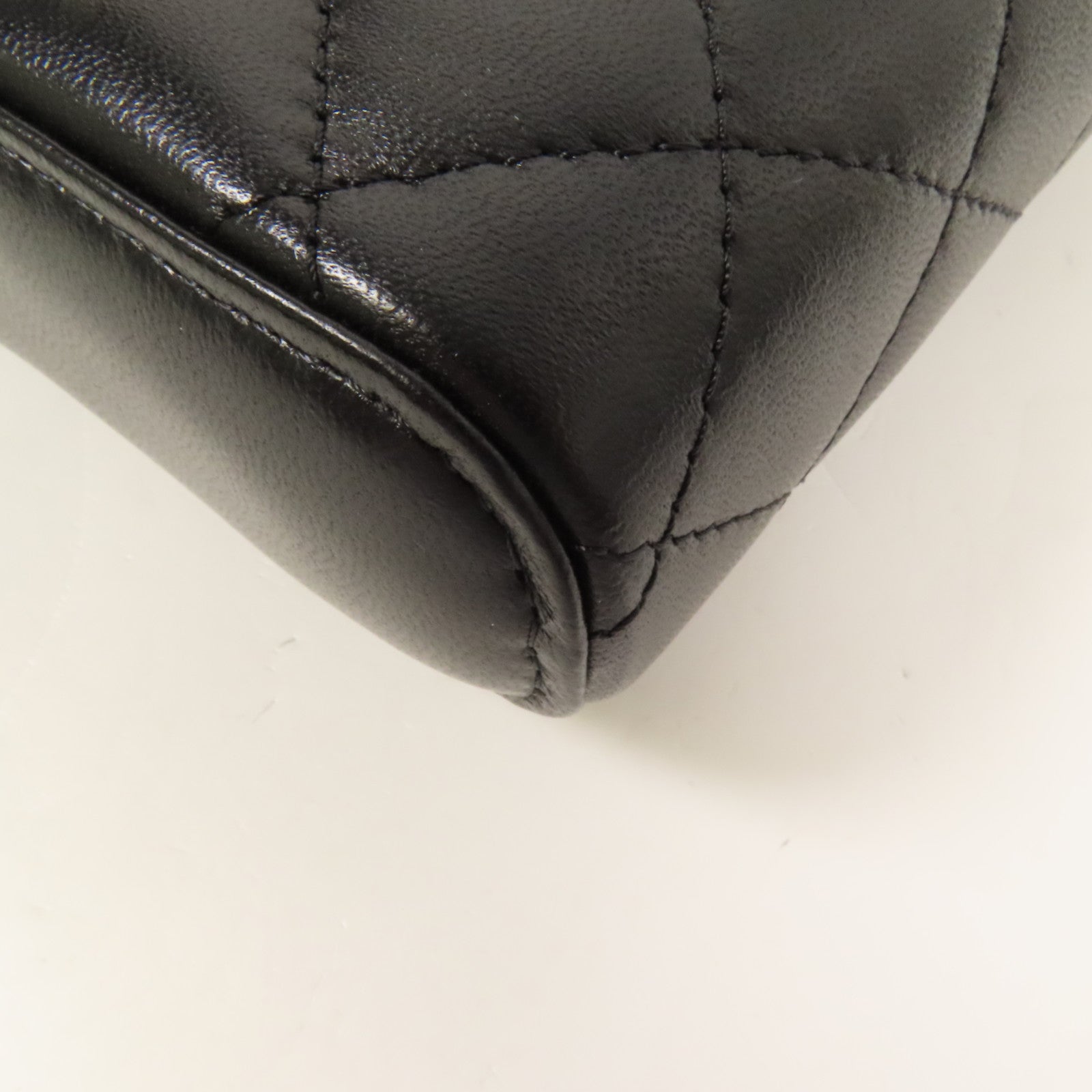 CHANEL 羊皮皮革Chain Shoulder金扣肩背袋