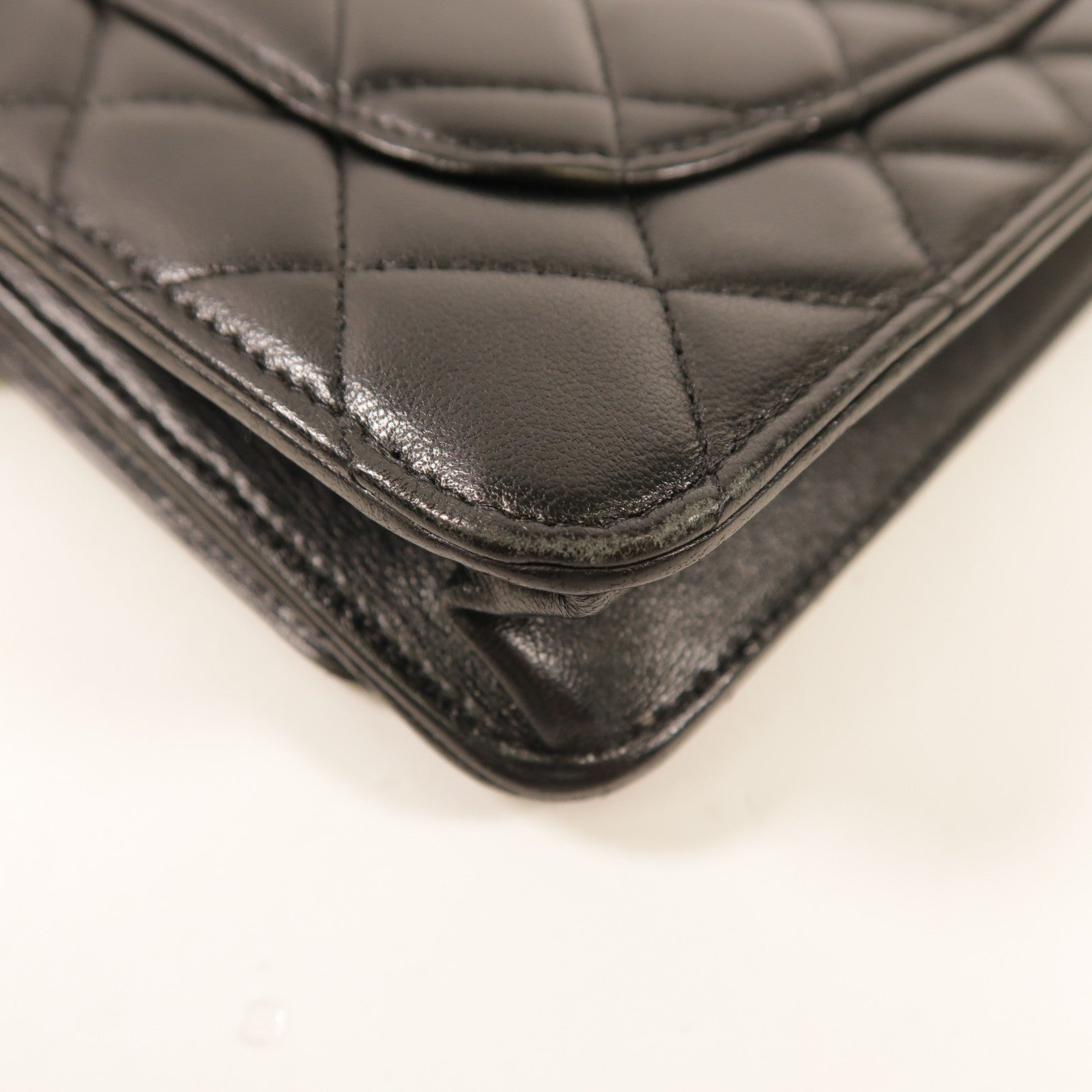 CHANEL 羊皮皮革Wallet On Chain金扣鏈帶肩背袋黑色