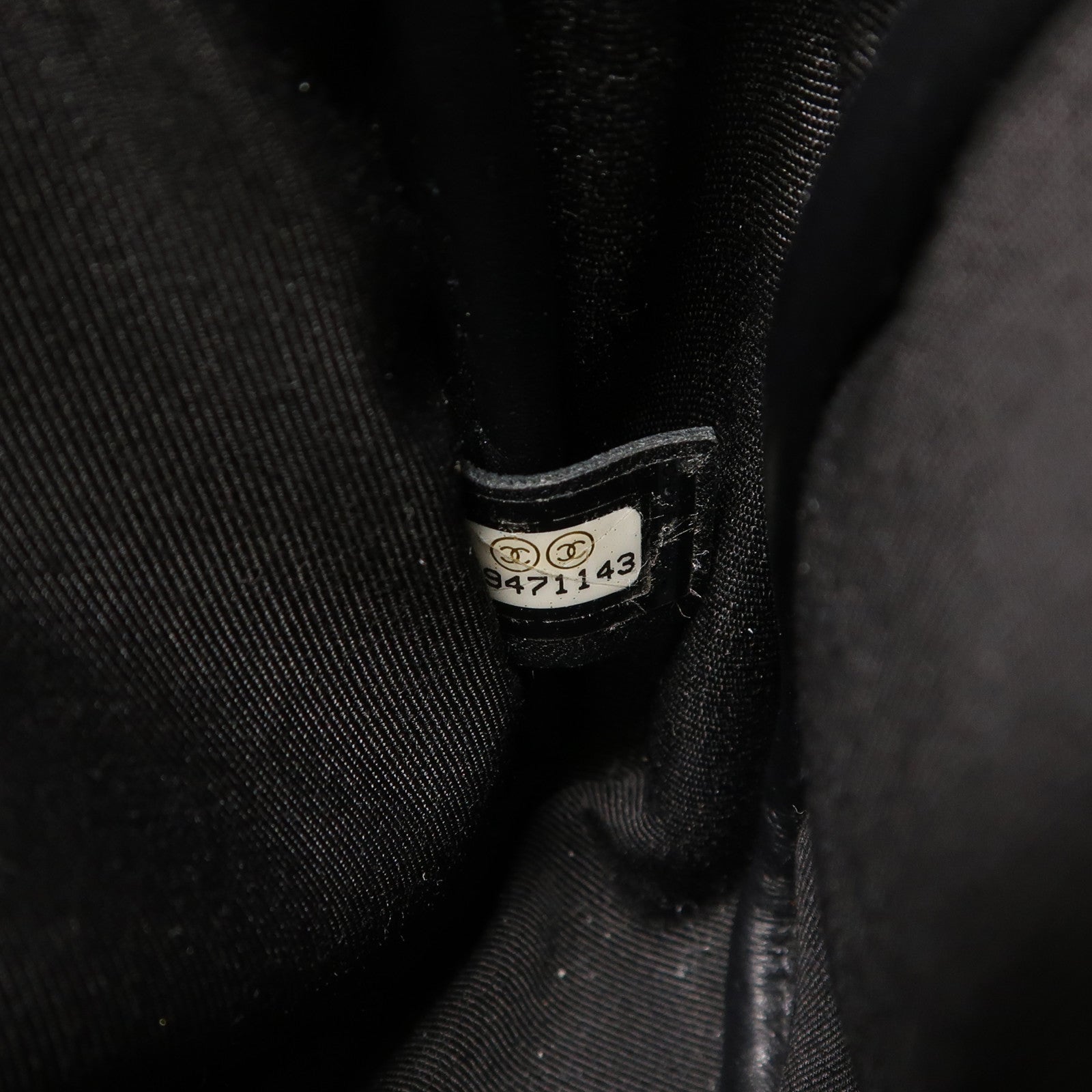 CHANEL 羊皮皮革Chain Shoulder銀扣鏈帶肩背袋