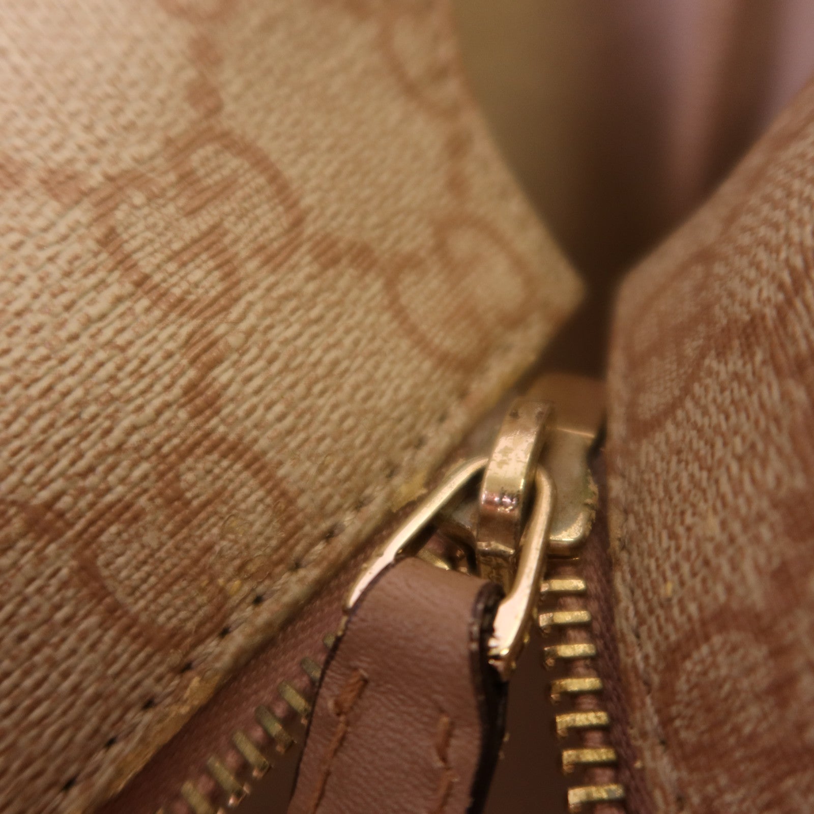 GUCCI 塗層帆布Tote Bag金扣肩背袋