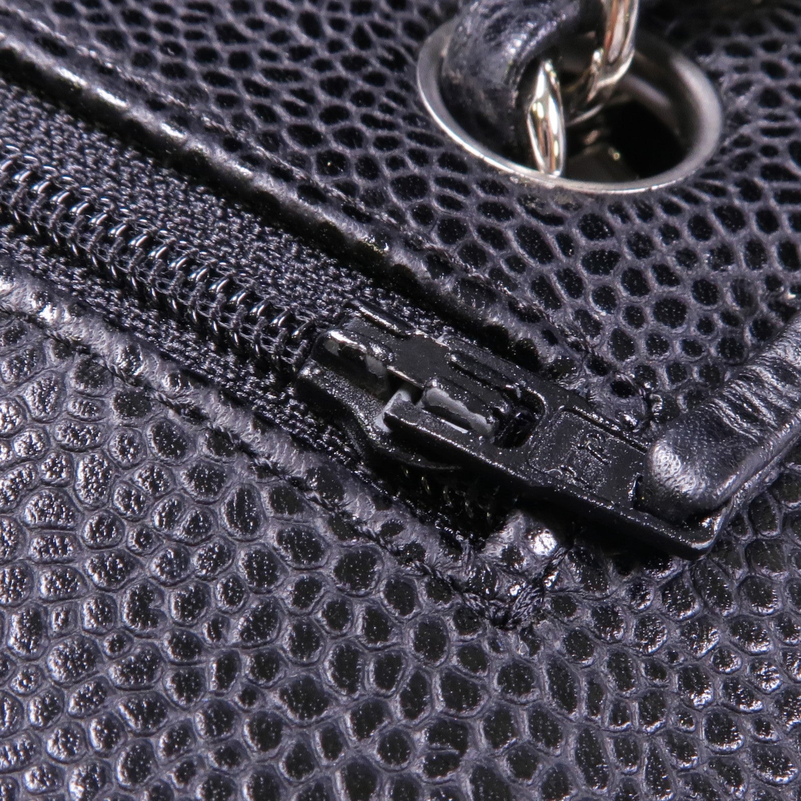 CHANEL 牛皮皮革Classic 25銀扣鏈帶肩背袋
