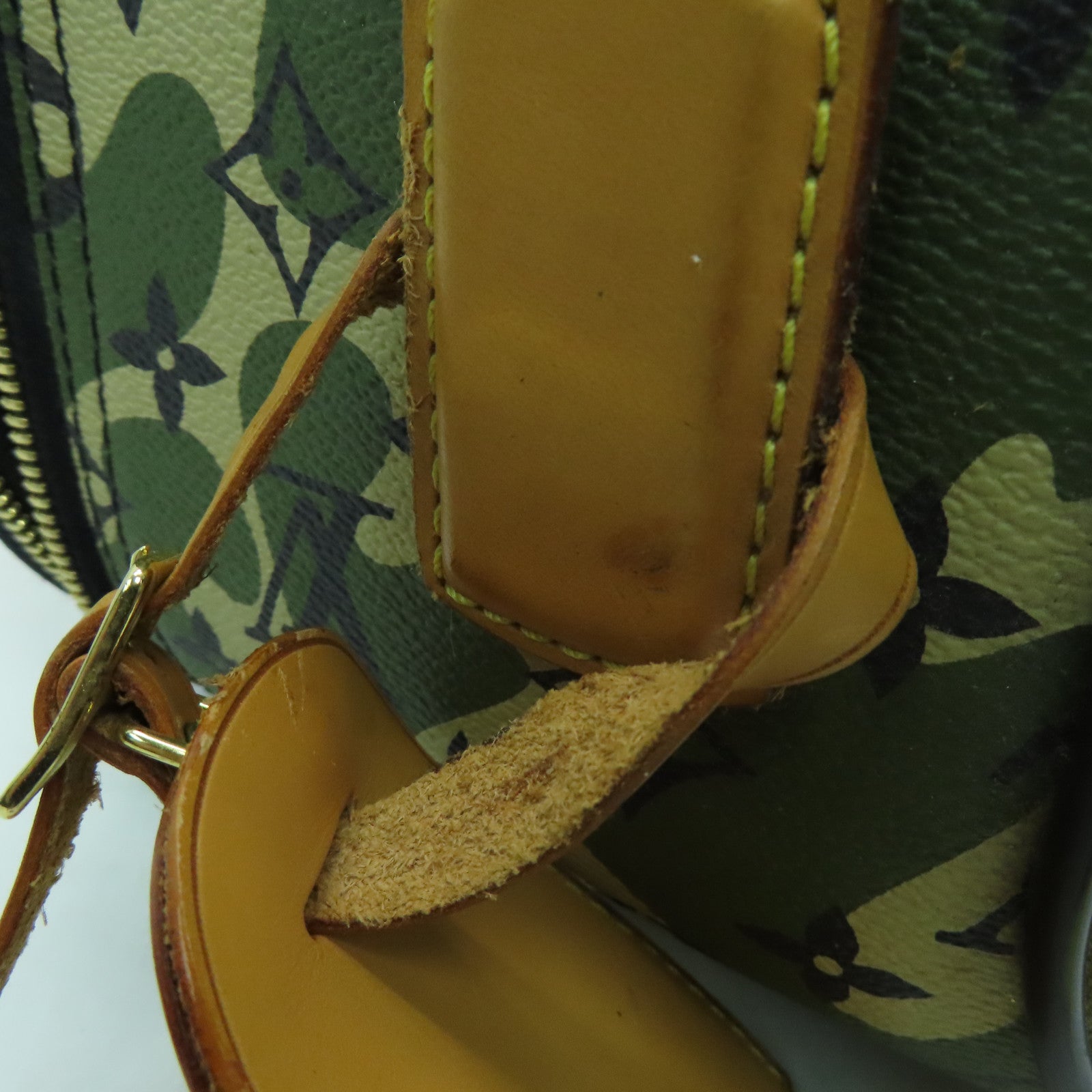 LOUIS VUITTON **【激減優惠】Monogram Camouflage Pegase 60金扣行李箱綠色