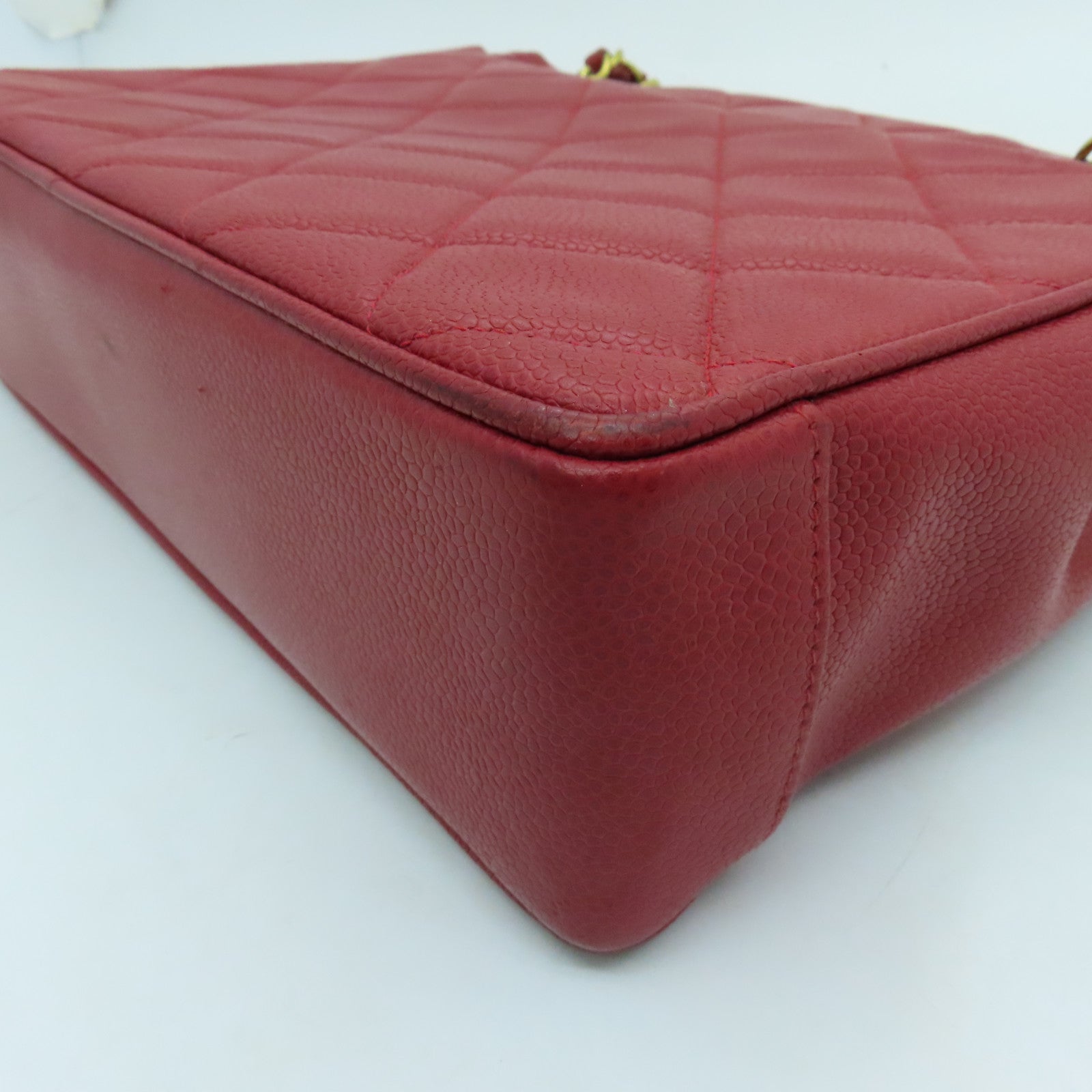 CHANEL cowhide leather Chain Shoulder gold buckle chain shoulder bag red