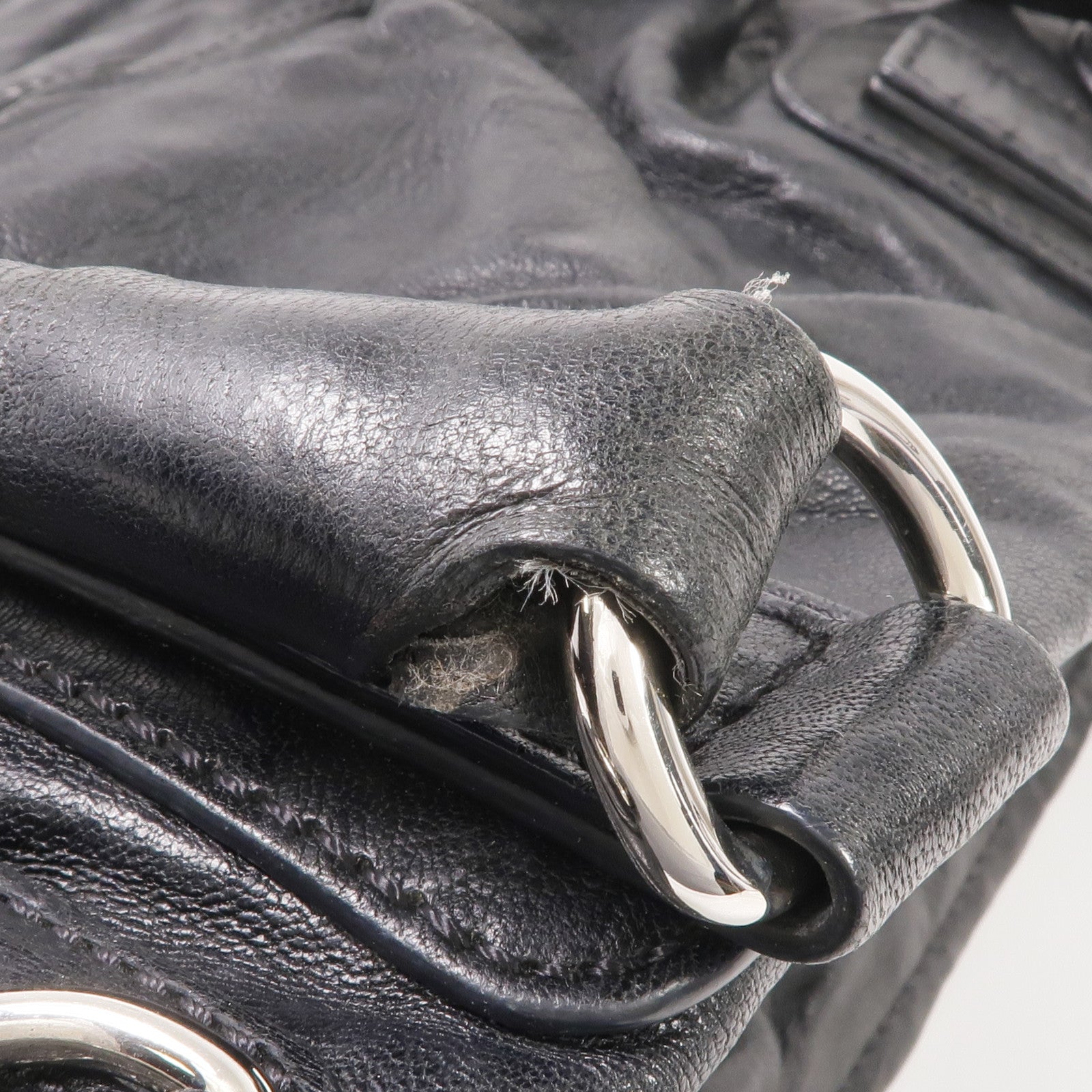 GIVENCHY 牛皮皮革Pandora Medium銀扣手挽肩背兩用袋