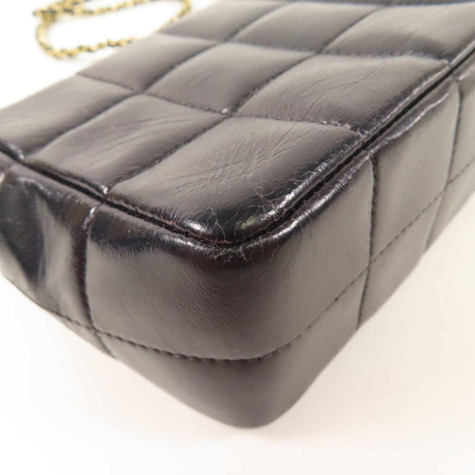 CHANEL 牛皮皮革Shoulder Bag金扣鏈帶肩背袋