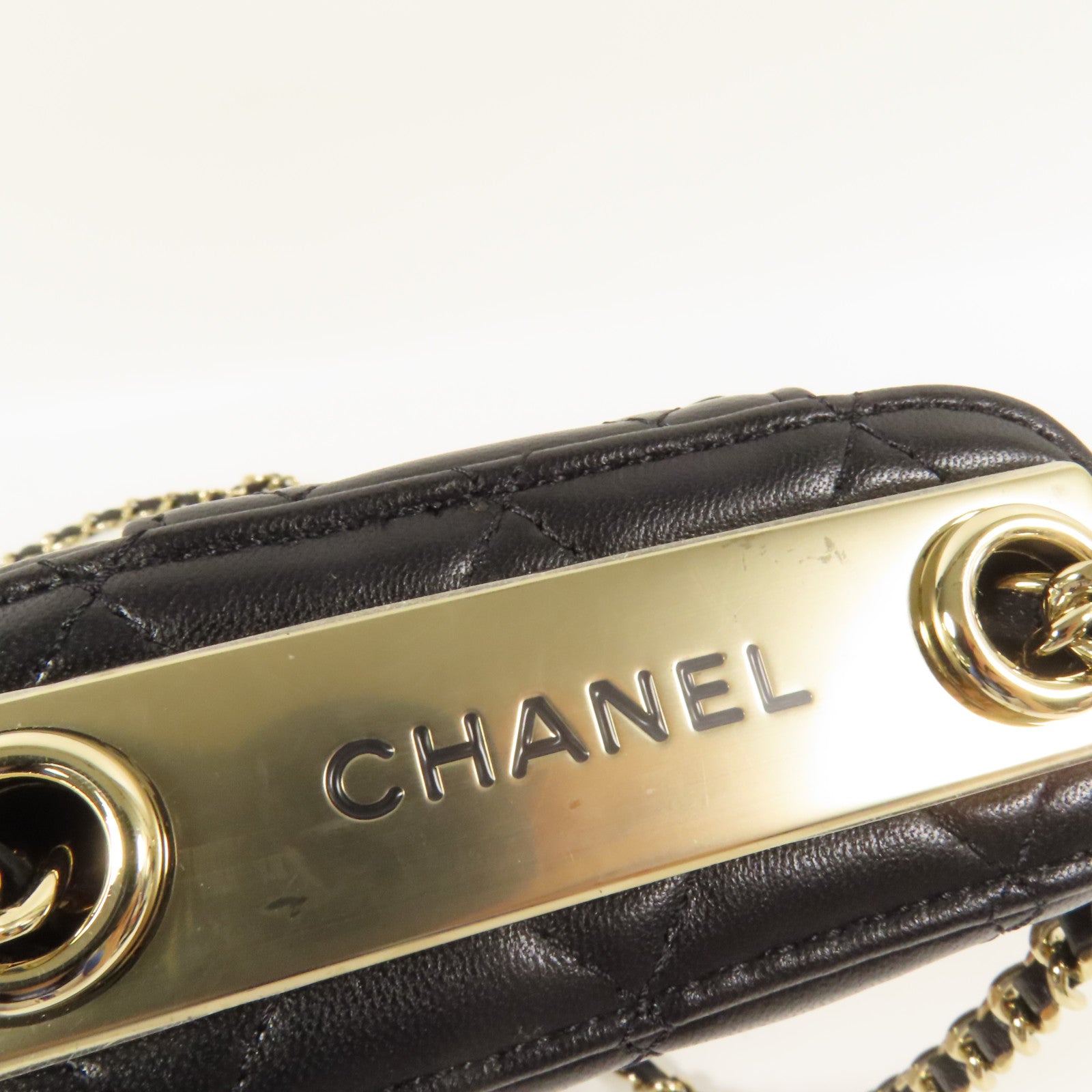 CHANEL 羊皮皮革Chain Shoulder金扣肩背袋