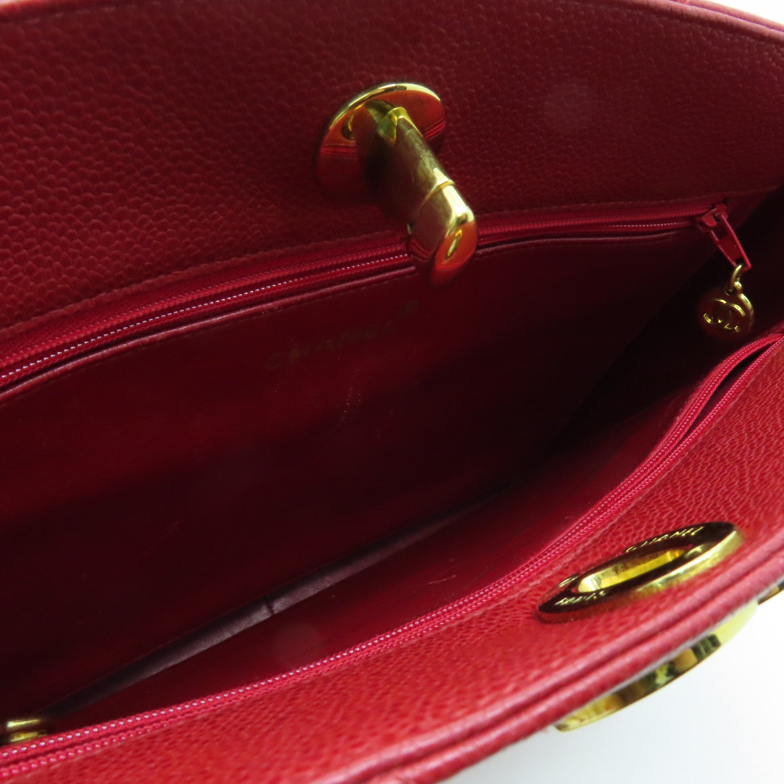 CHANEL cowhide leather Chain Shoulder gold buckle chain shoulder bag red