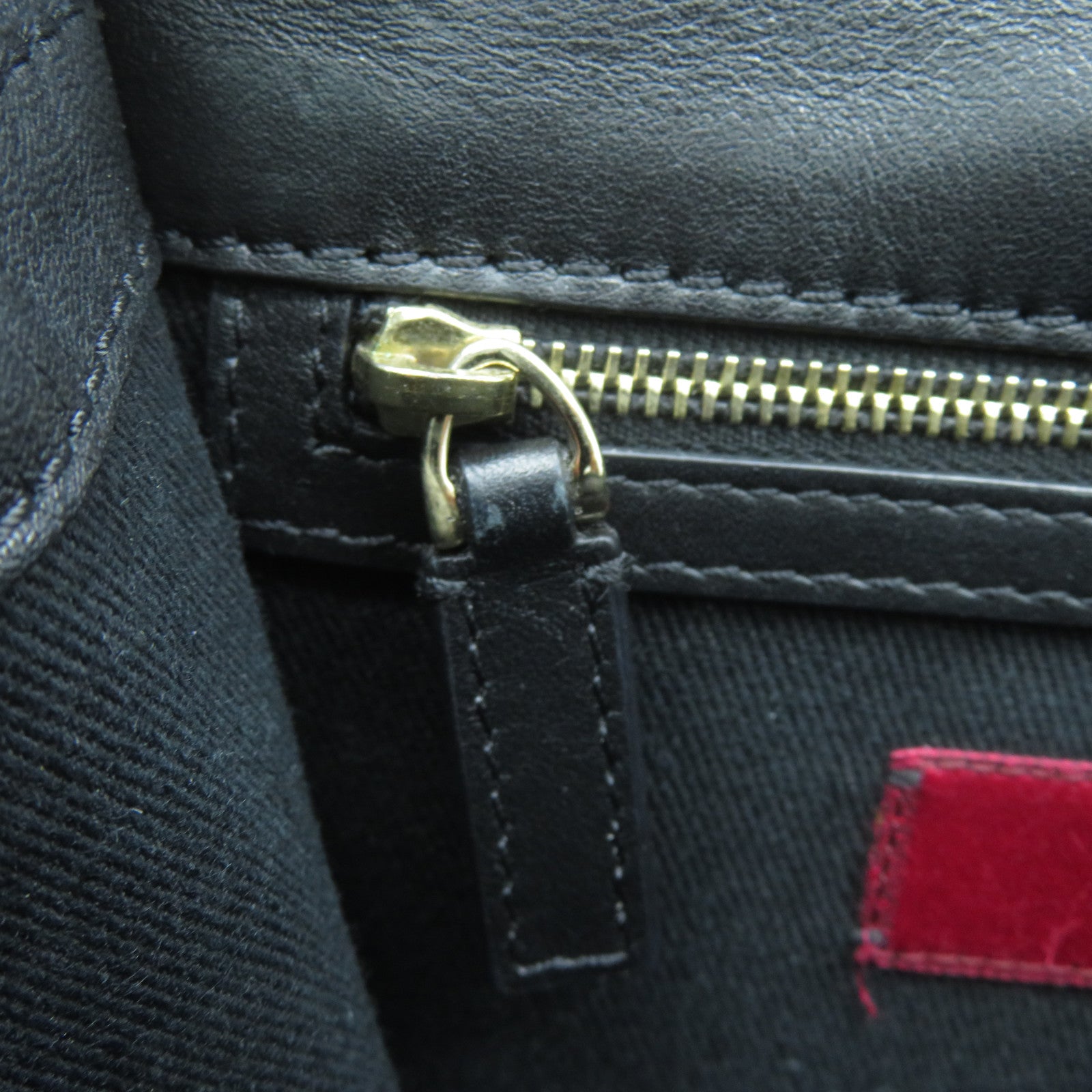 Valentino 牛皮皮革Chain Shoulder Bag金扣鏈帶肩背袋黑色