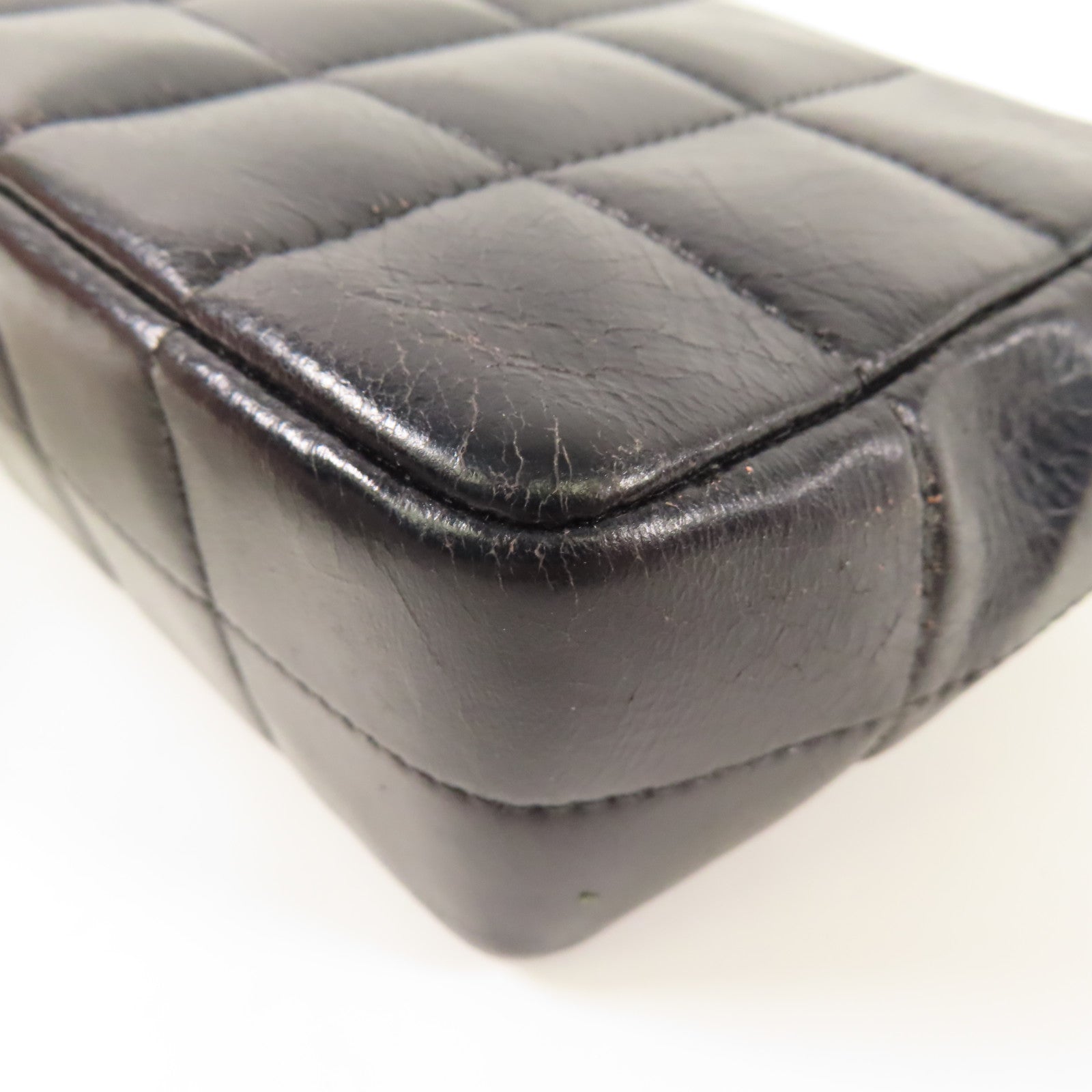 CHANEL 牛皮皮革Shoulder Bag金扣鏈帶肩背袋