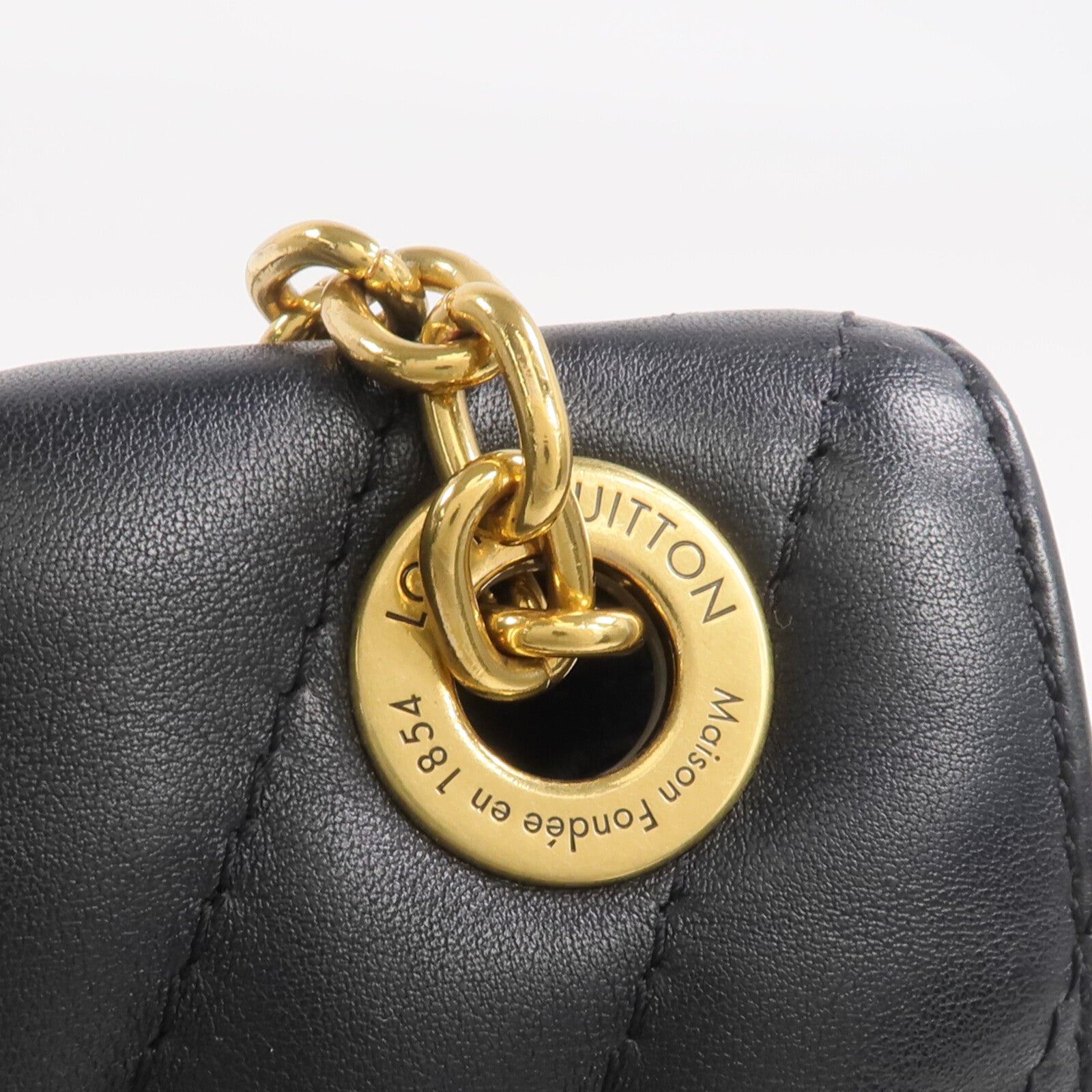 LOUIS VUITTON 牛皮皮革New Wave Chain Bag MM金扣鏈帶肩背袋