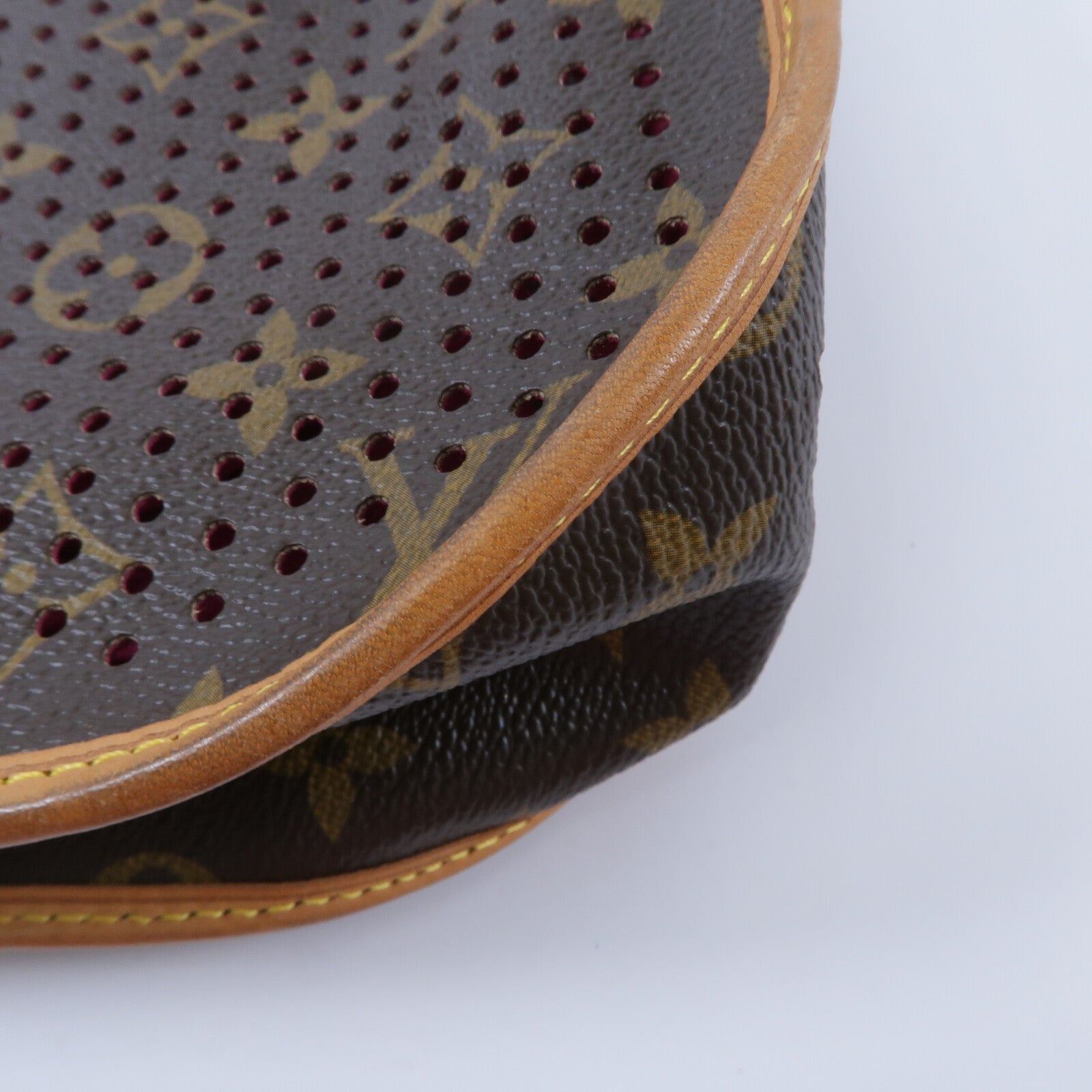 LOUIS VUITTON Monogram Perfo Musette肩背袋