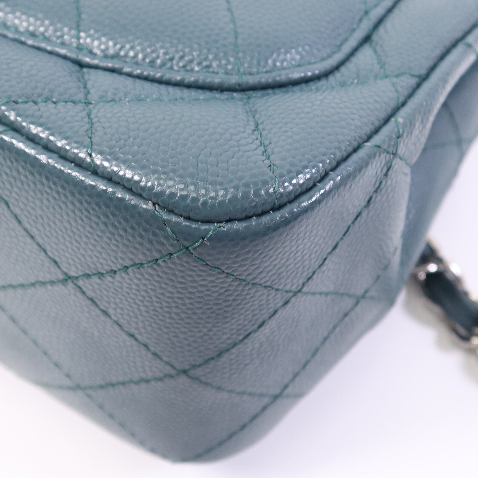 CHANEL 牛皮皮革Mini Classic 17銀扣鏈帶肩背袋