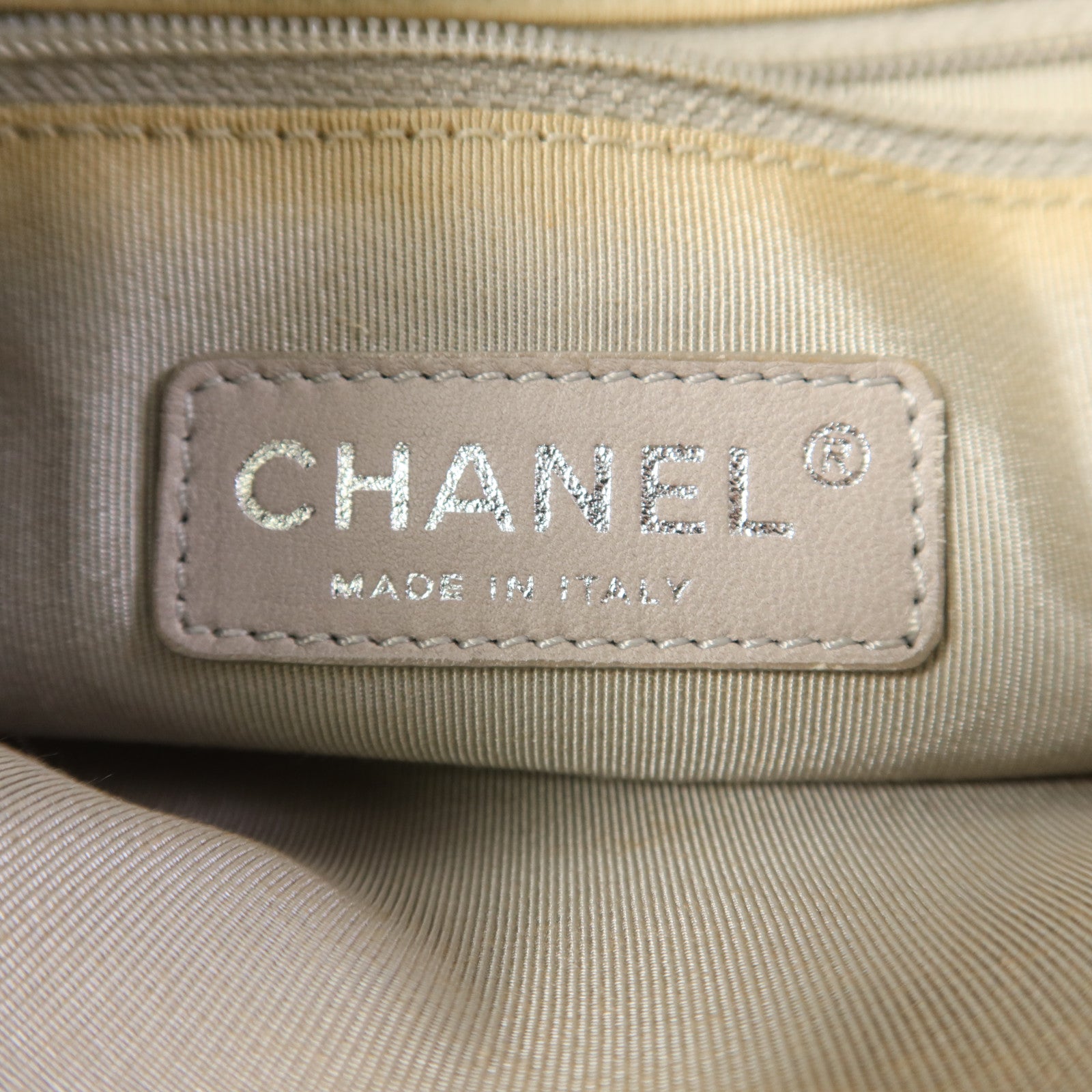 CHANEL 尼龍Chain Shoudler Bag銀扣鏈帶肩背袋