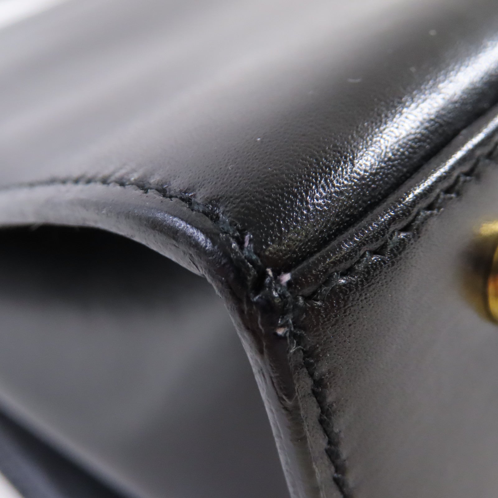 GUCCI 牛皮皮革Vintage Lady Lock Hand Bag金扣手挽袋黑色