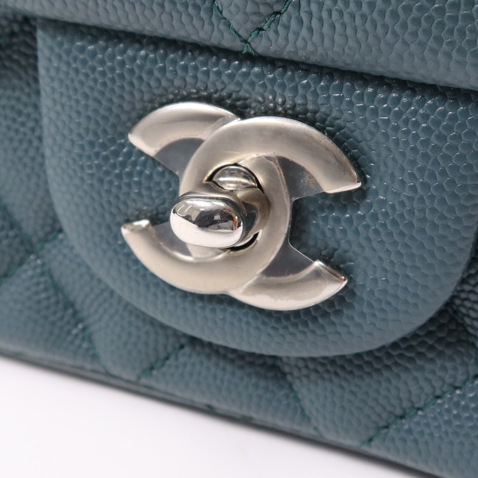 CHANEL 牛皮皮革Mini Classic 17銀扣鏈帶肩背袋