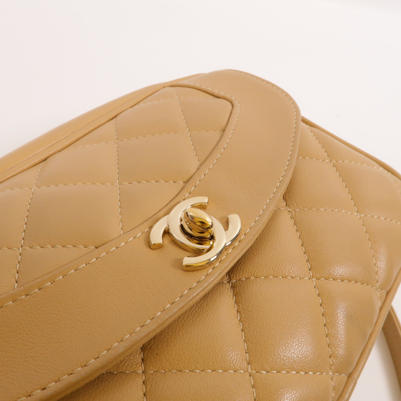 CHANEL 羊皮皮革Camera Bag肩背袋