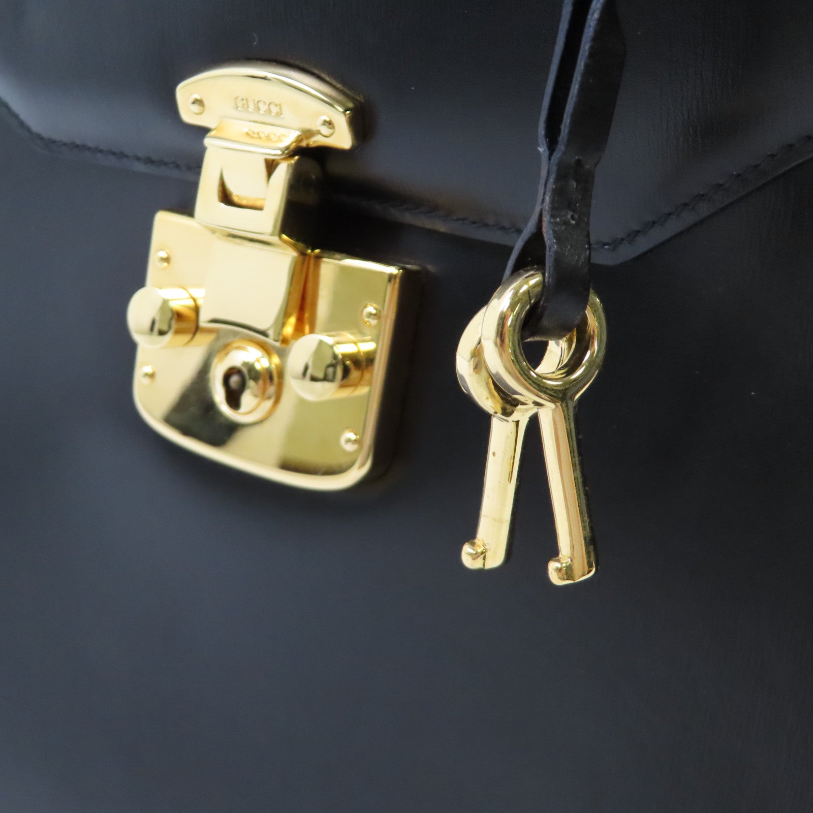 GUCCI 牛皮皮革Vintage Lady Lock Hand Bag金扣手挽袋黑色