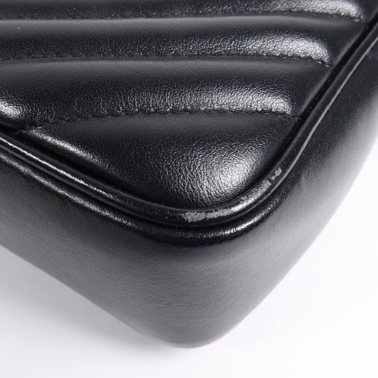 SAINT LAURENT 牛皮皮革Lou Camera Bag肩背袋