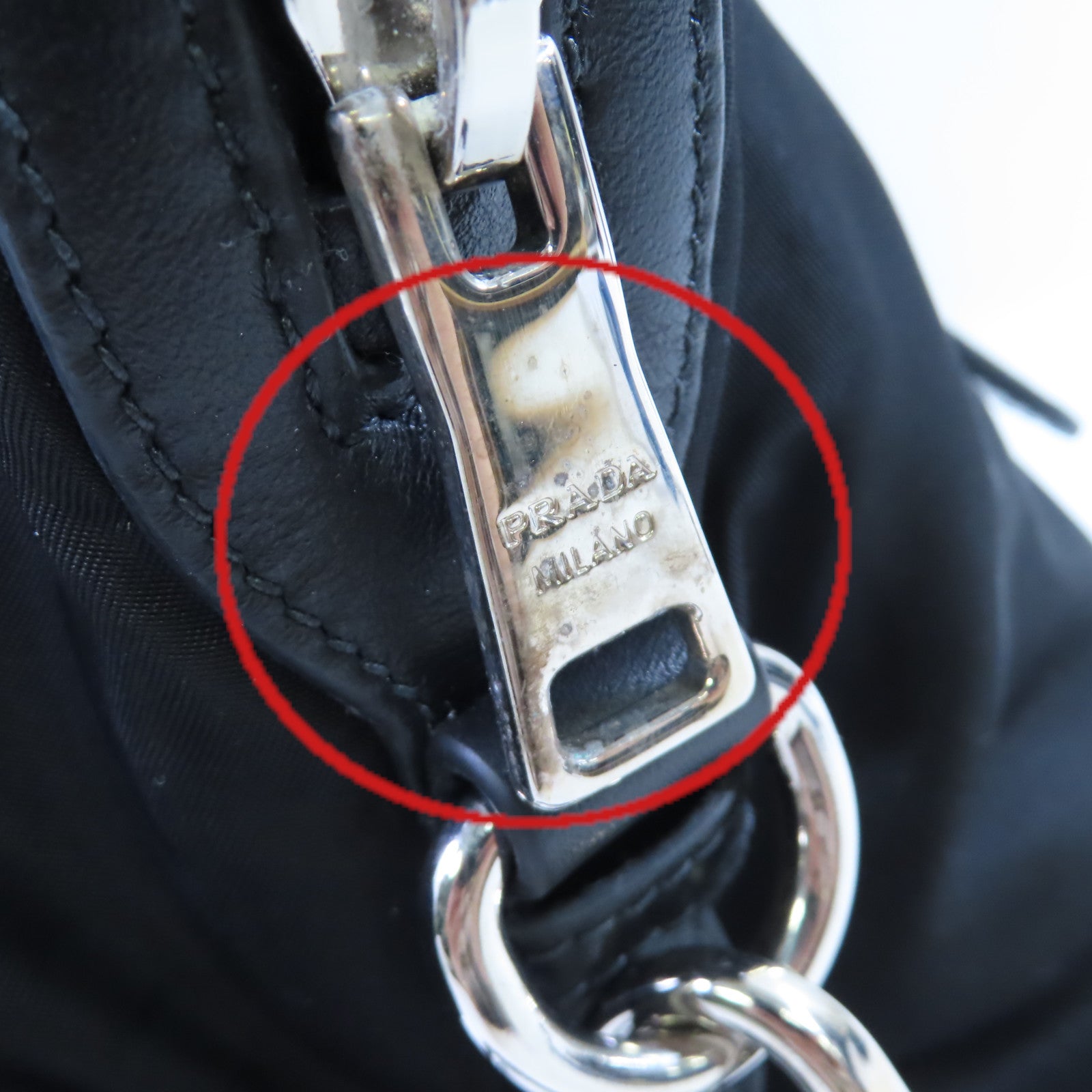 PRADA【激減優惠】 尼龍Tessuto 2Way Shoulder Bag銀扣手挽肩背袋兩用袋黑色