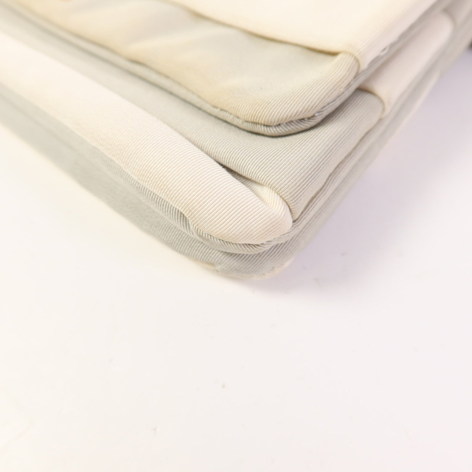 CHANEL 尼龍Chain Shoudler Bag銀扣鏈帶肩背袋