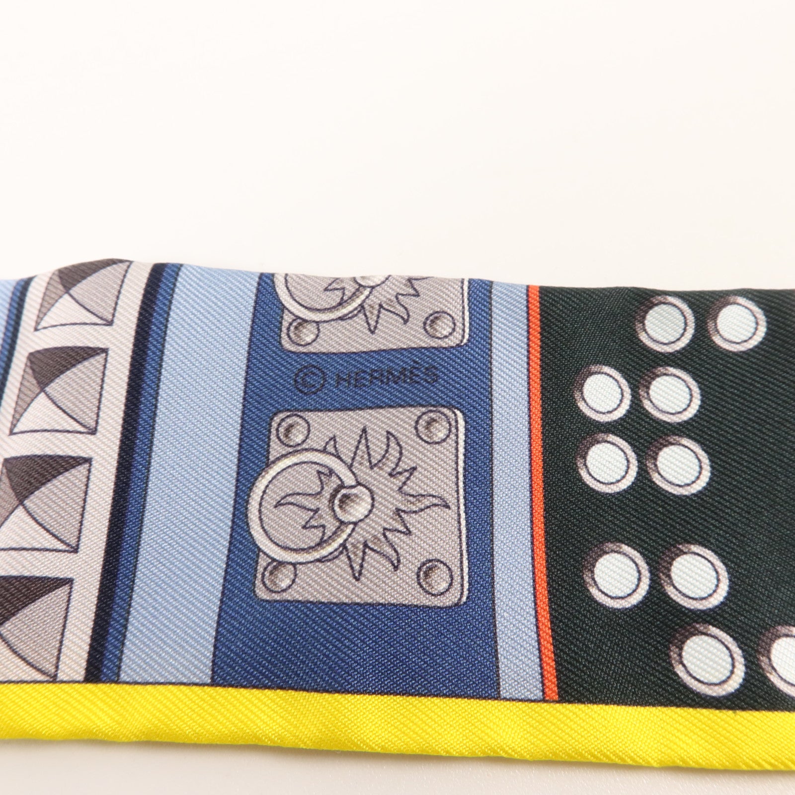 HERMES 絲質Twilly絲巾