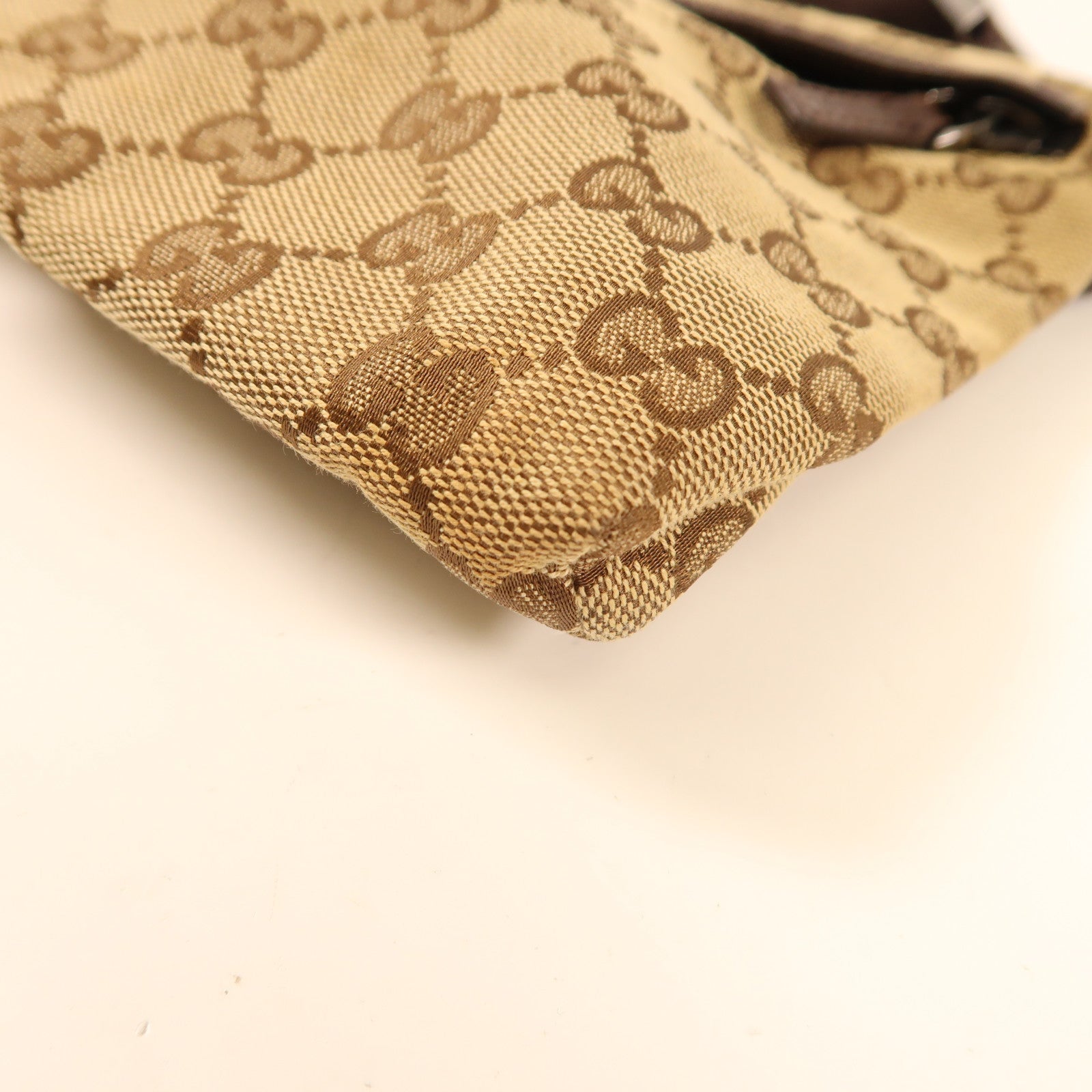 GUCCI 帆布Waist Bag銀扣腰包