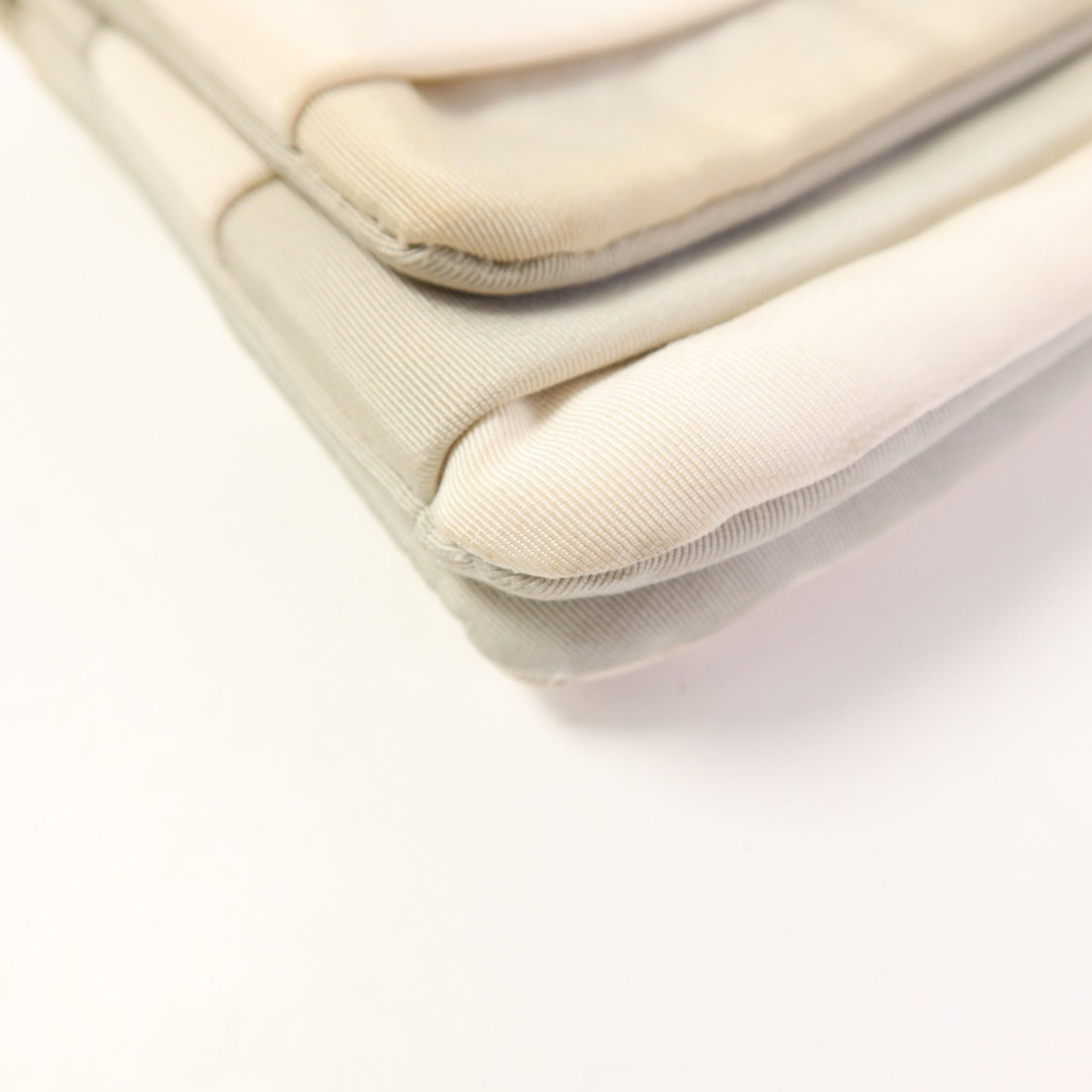 CHANEL 尼龍Chain Shoudler Bag銀扣鏈帶肩背袋