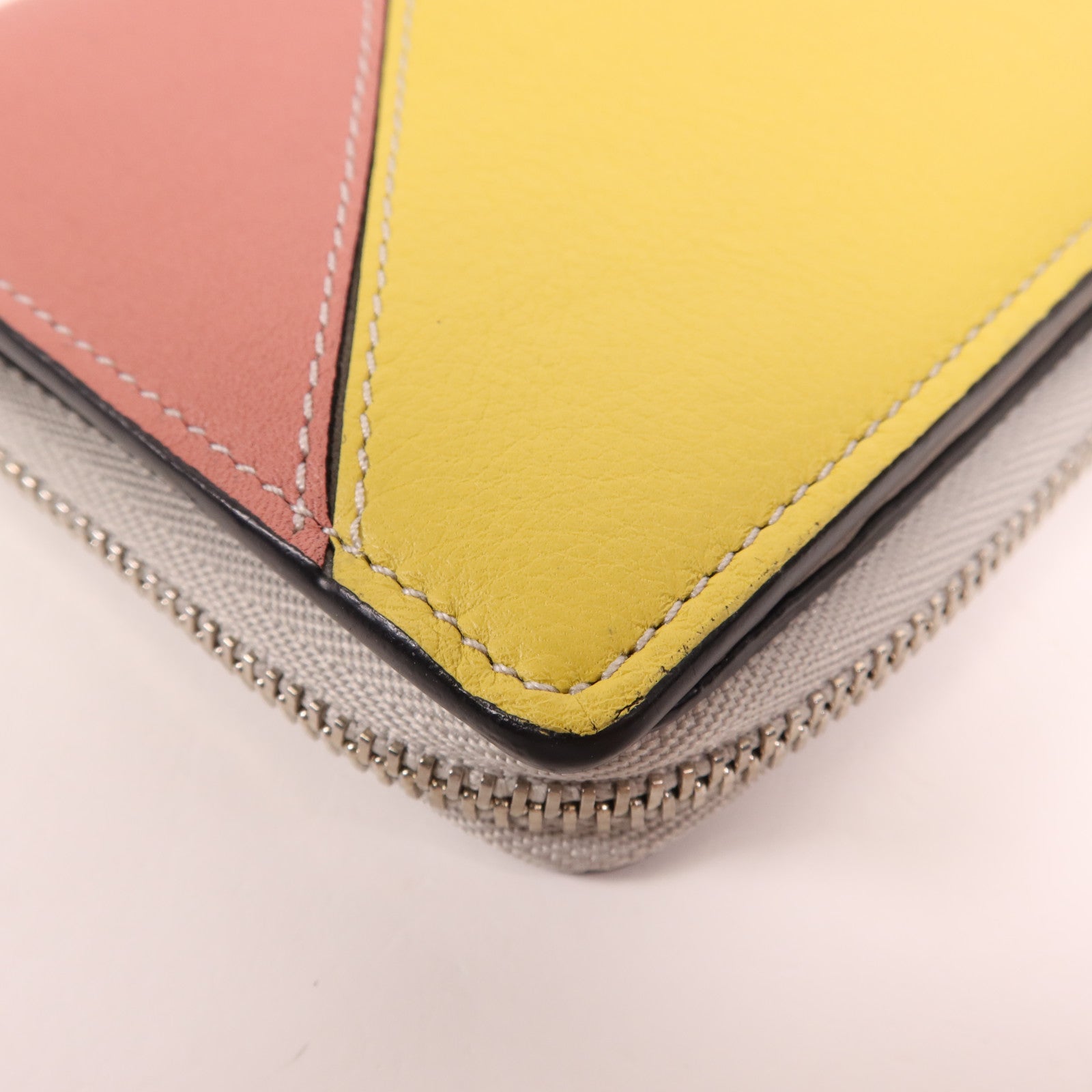 LOEWE 牛皮皮革Wallet銀扣錢包