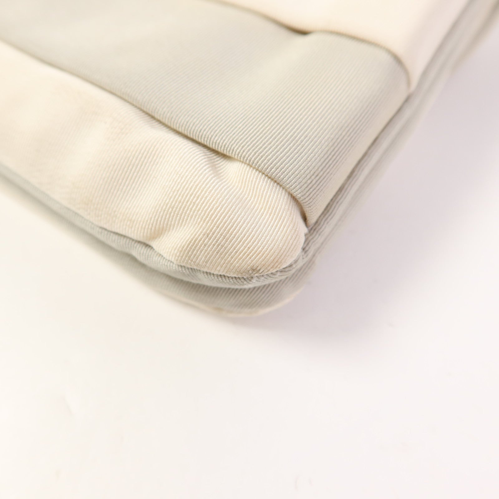 CHANEL 尼龍Chain Shoudler Bag銀扣鏈帶肩背袋