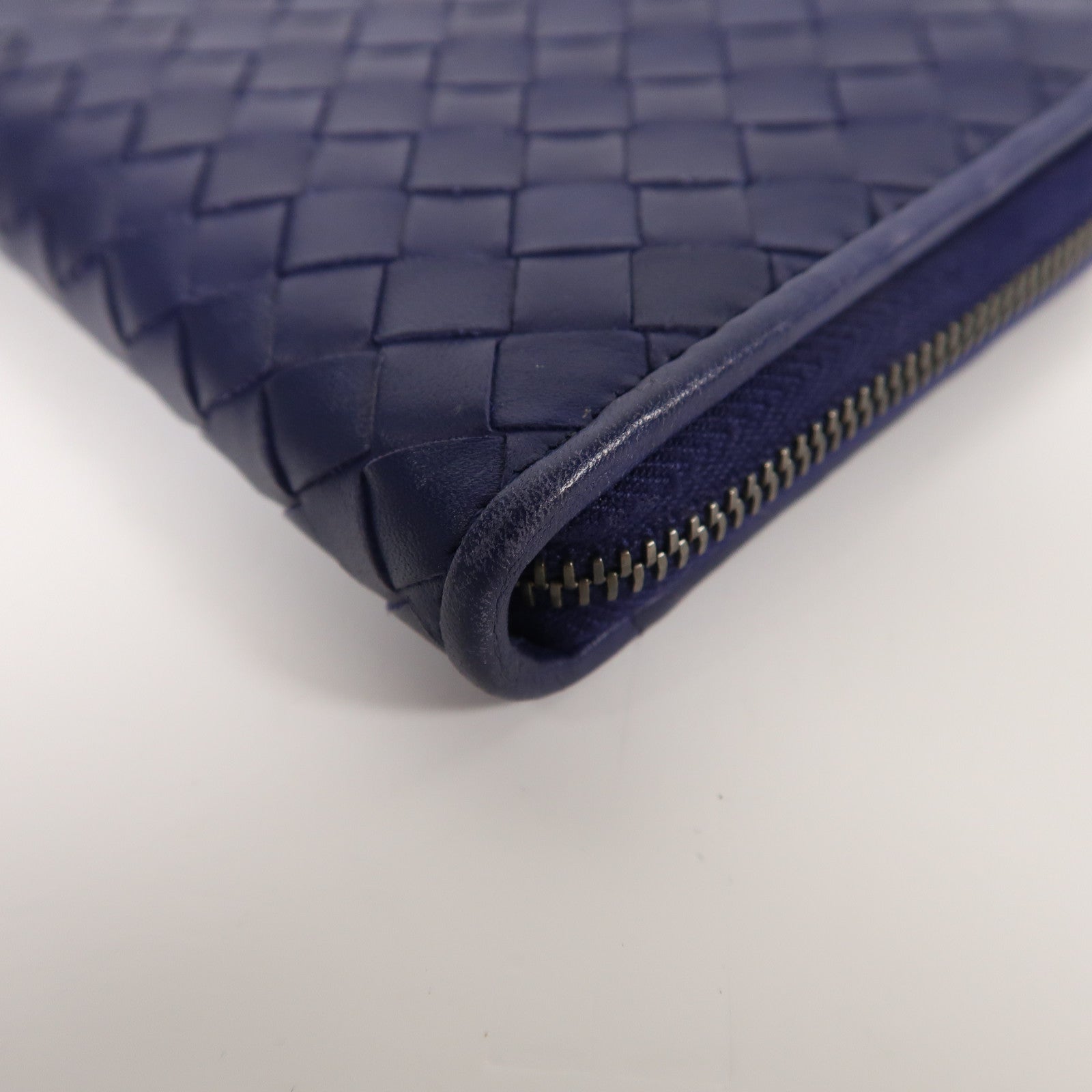 BOTTEGA VENETA 織紋羊皮皮革Zipper Long Wallet銀扣長錢包深藍色
