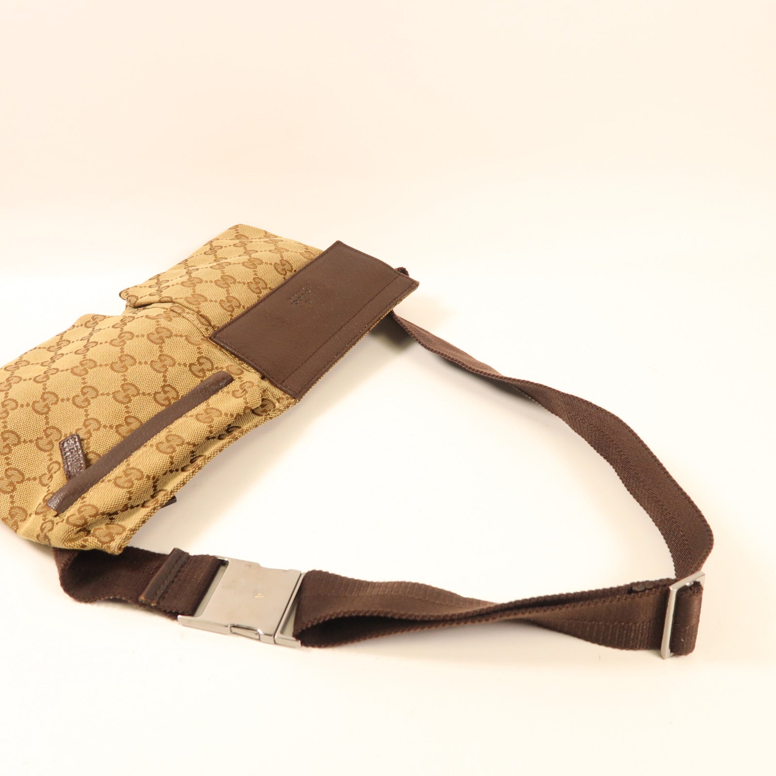 GUCCI 帆布Waist Bag銀扣腰包