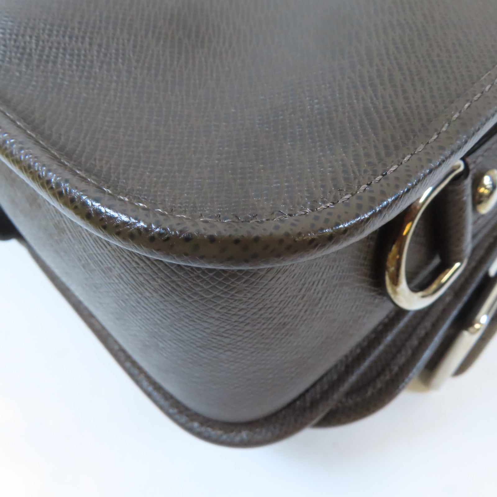 LOUIS VUITTON Taiga Andrei Messenger Bag銀扣肩背袋啡色