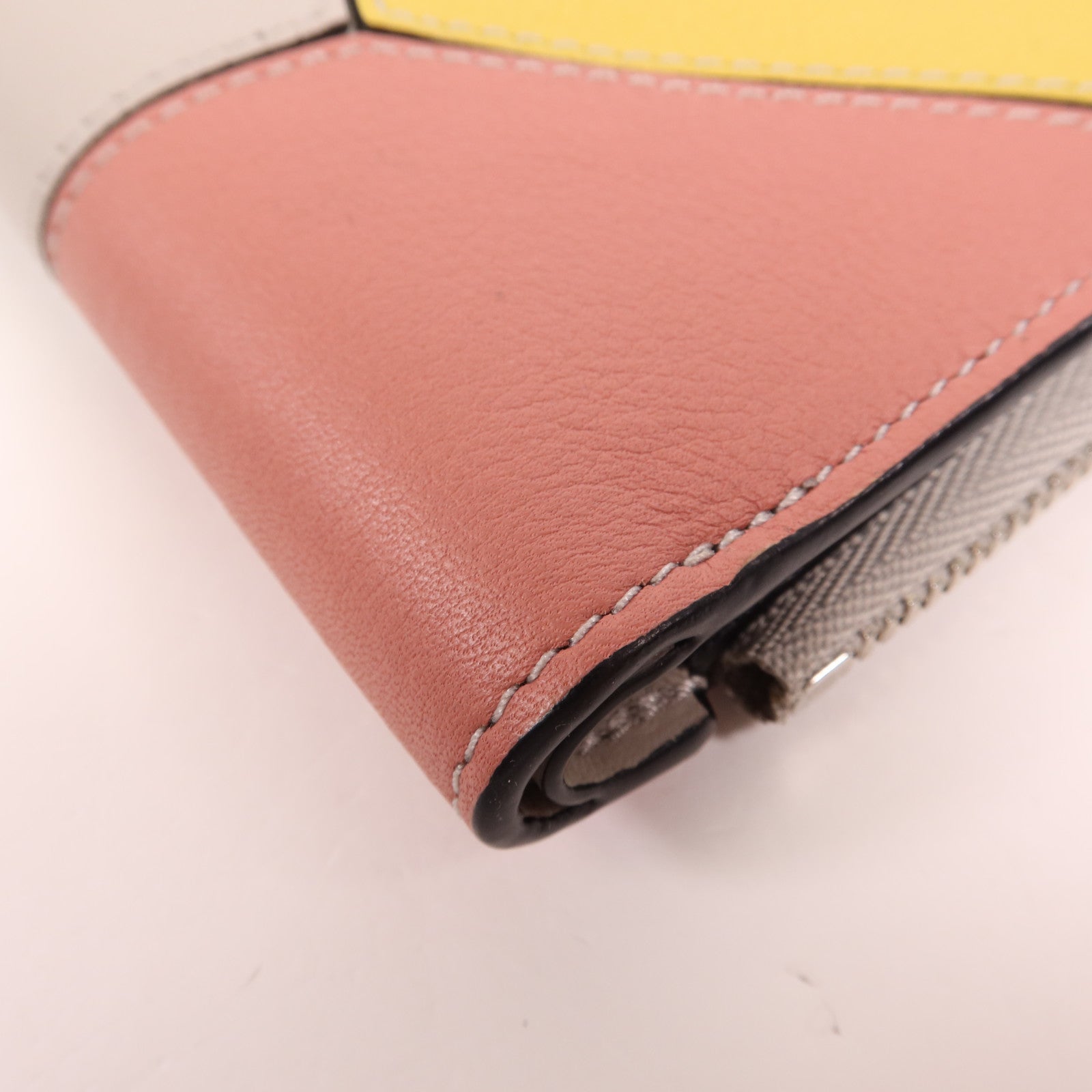 LOEWE 牛皮皮革Wallet銀扣錢包