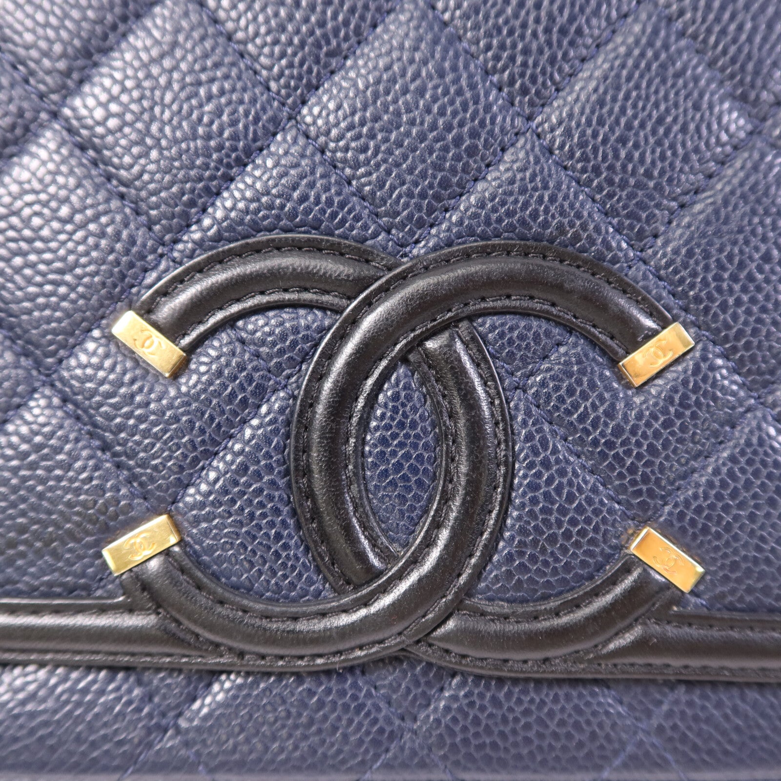 CHANEL 牛皮皮革Shoulder Bag金扣鏈帶肩背袋
