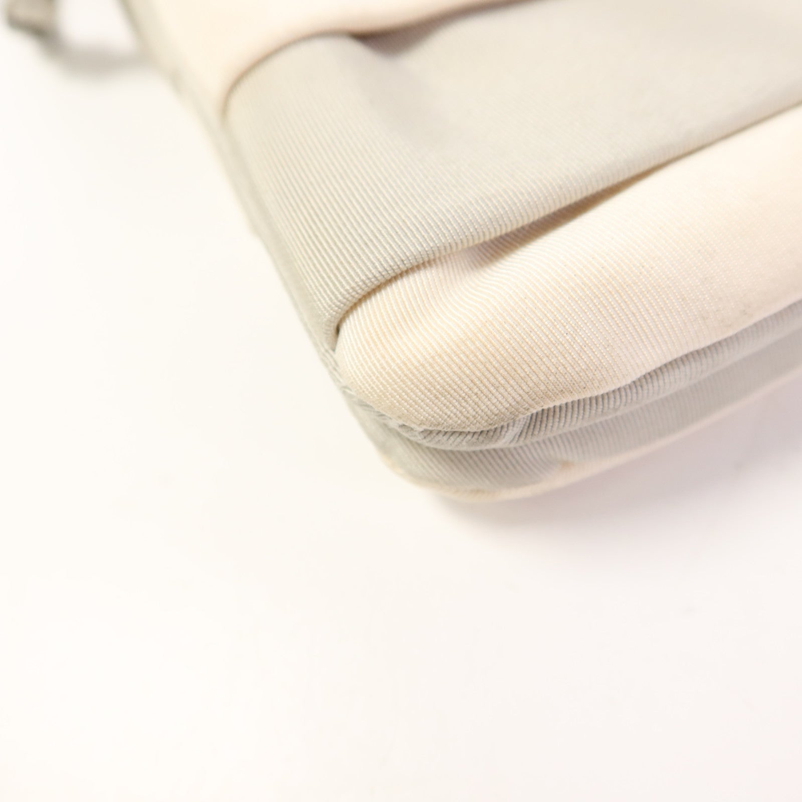 CHANEL 尼龍Chain Shoudler Bag銀扣鏈帶肩背袋