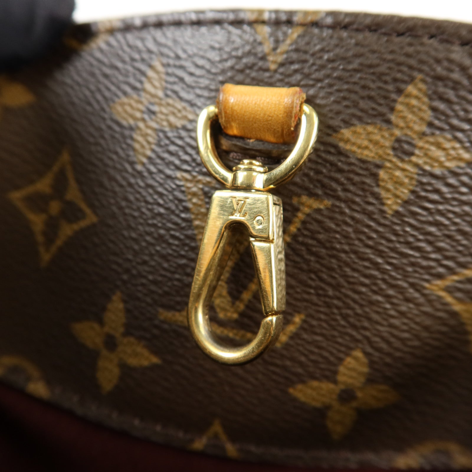 LOUIS VUITTON Monogram Montaigne MM金扣手挽肩背兩用袋