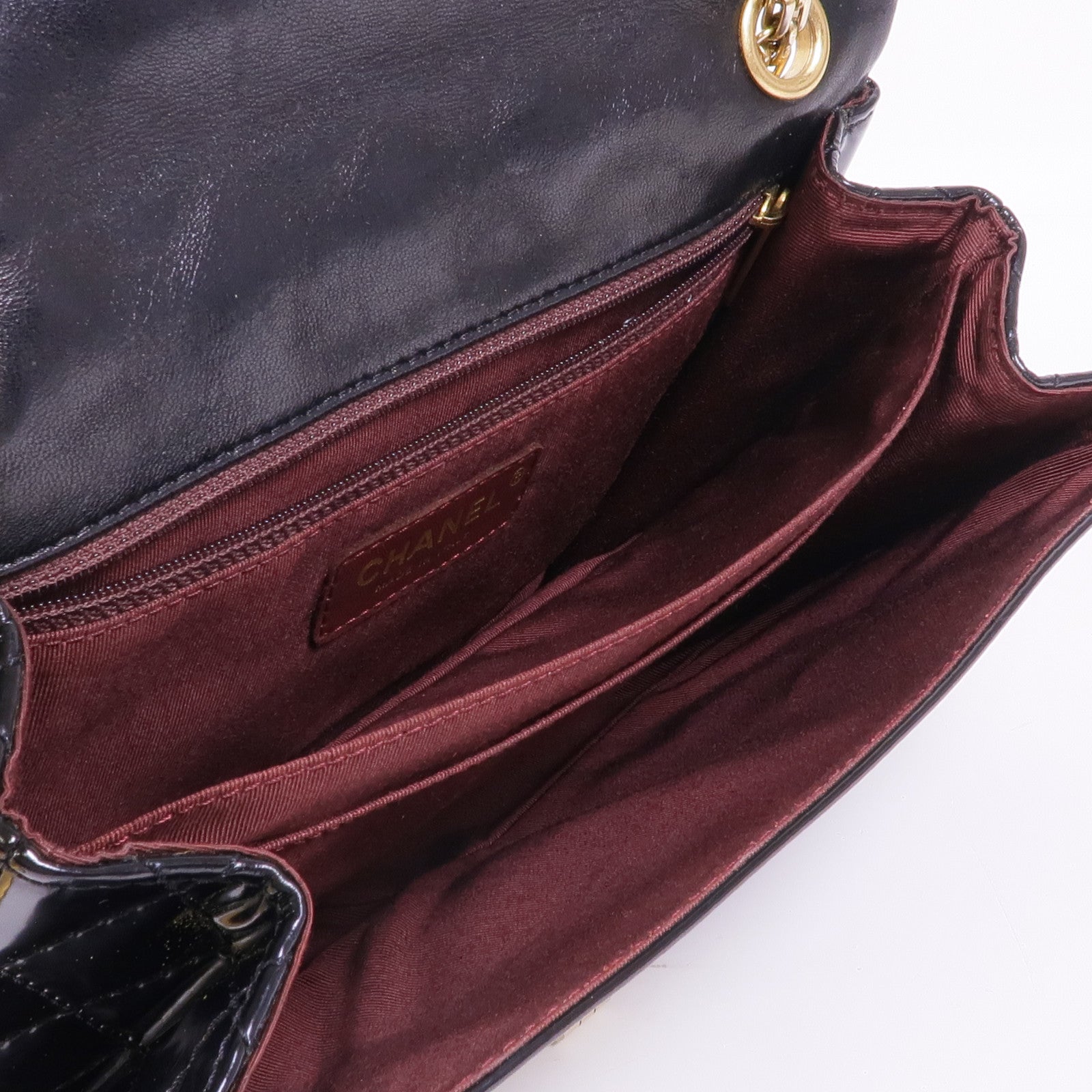 CHANEL 漆皮皮革Chain Shoulder金扣鏈帶肩背袋